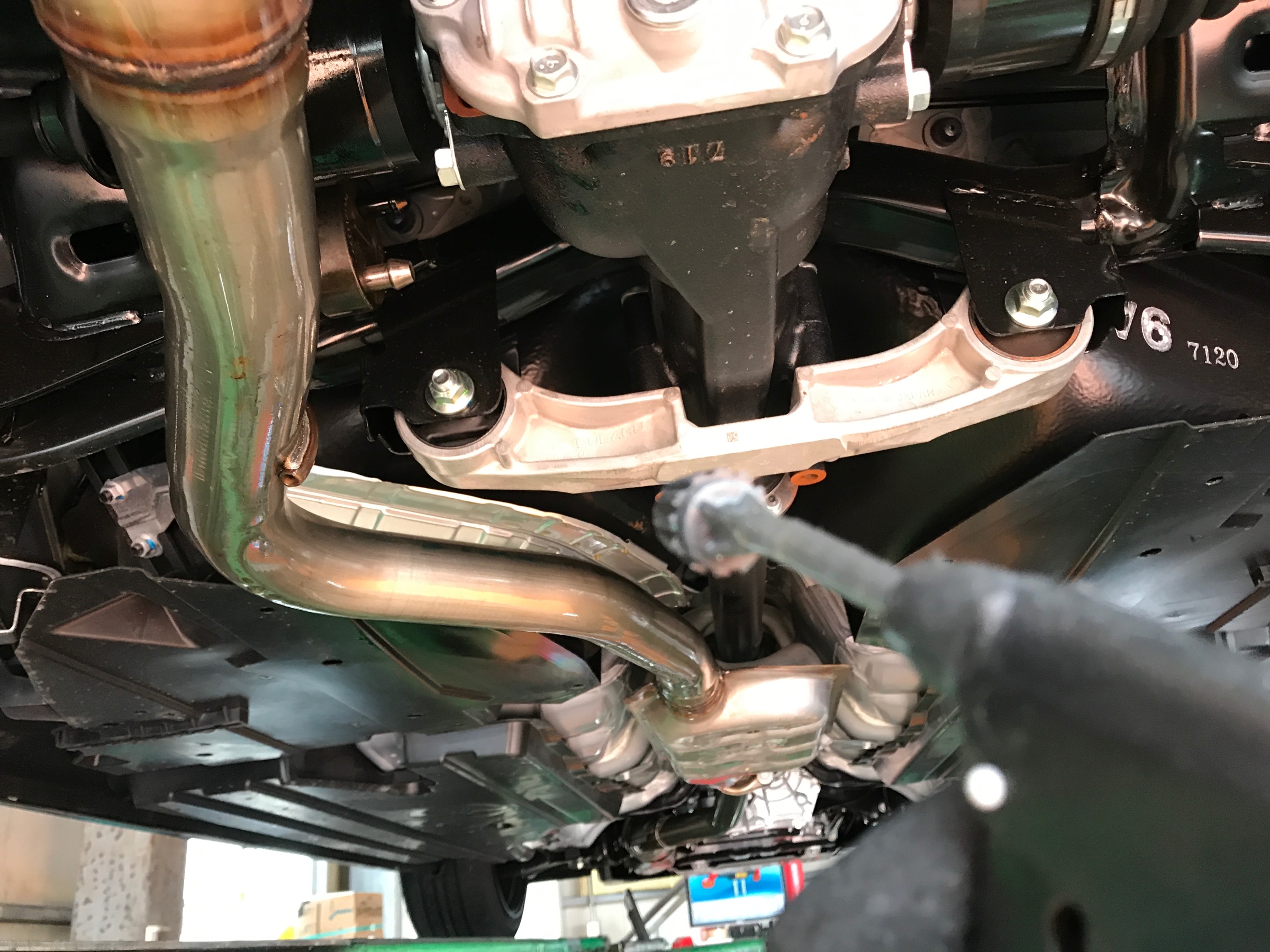 錆止め 予防に防錆コーティング スバル レヴォーグ サービス事例 タイヤ館 鳥栖 タイヤからはじまる トータルカーメンテナンス タイヤ館グループ