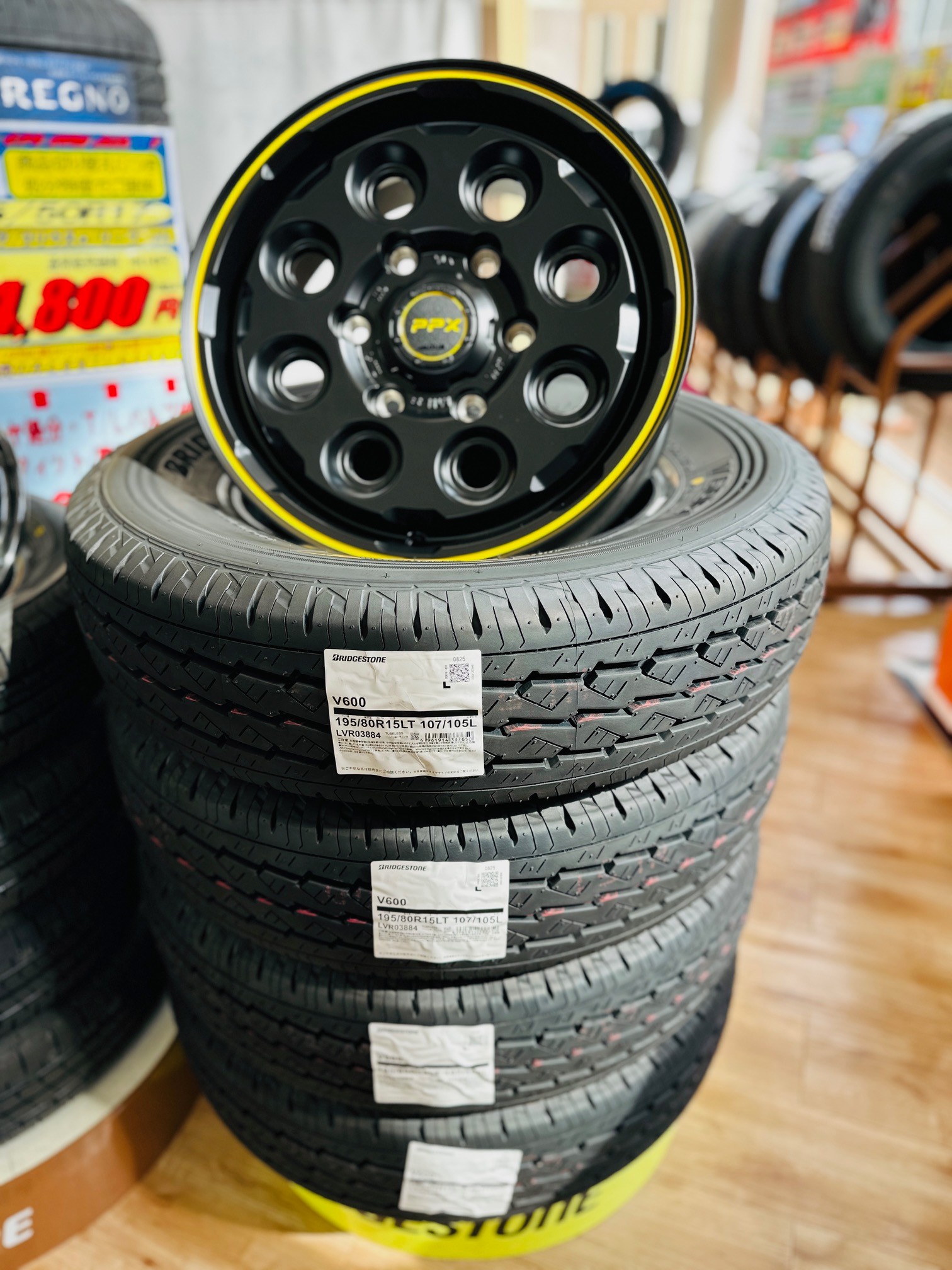 優れた品質 15インチタイヤホイールセット ハイエース 即日取付！！ 店舗 | タイヤ・ホイール