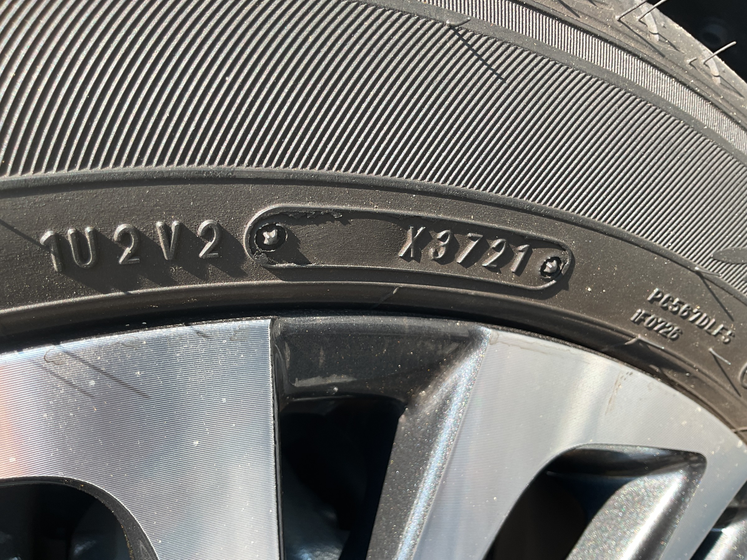 タイヤ交換　タイヤ館三原