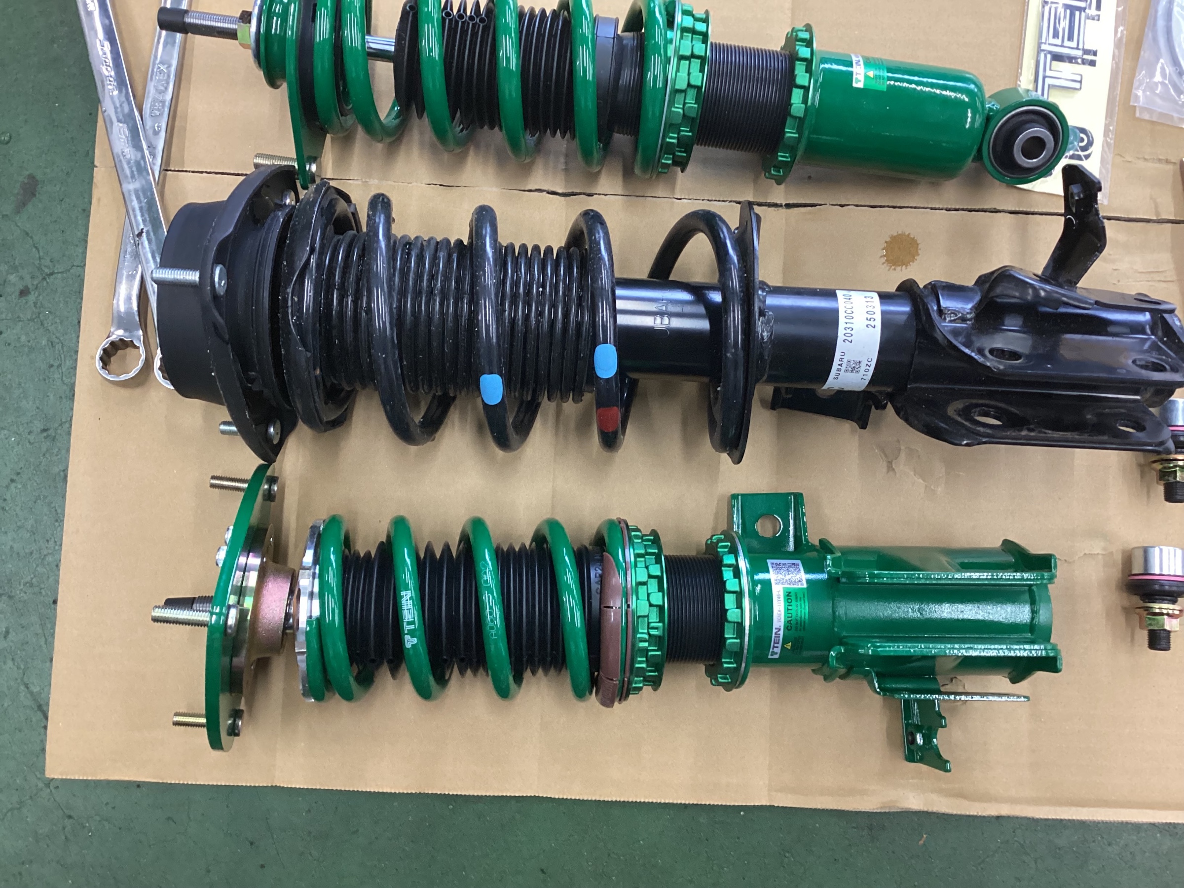 スバル・BRZ(ZD8)〜車高調取り付け(TEIN FLEX Z) | 店舗おススメ情報