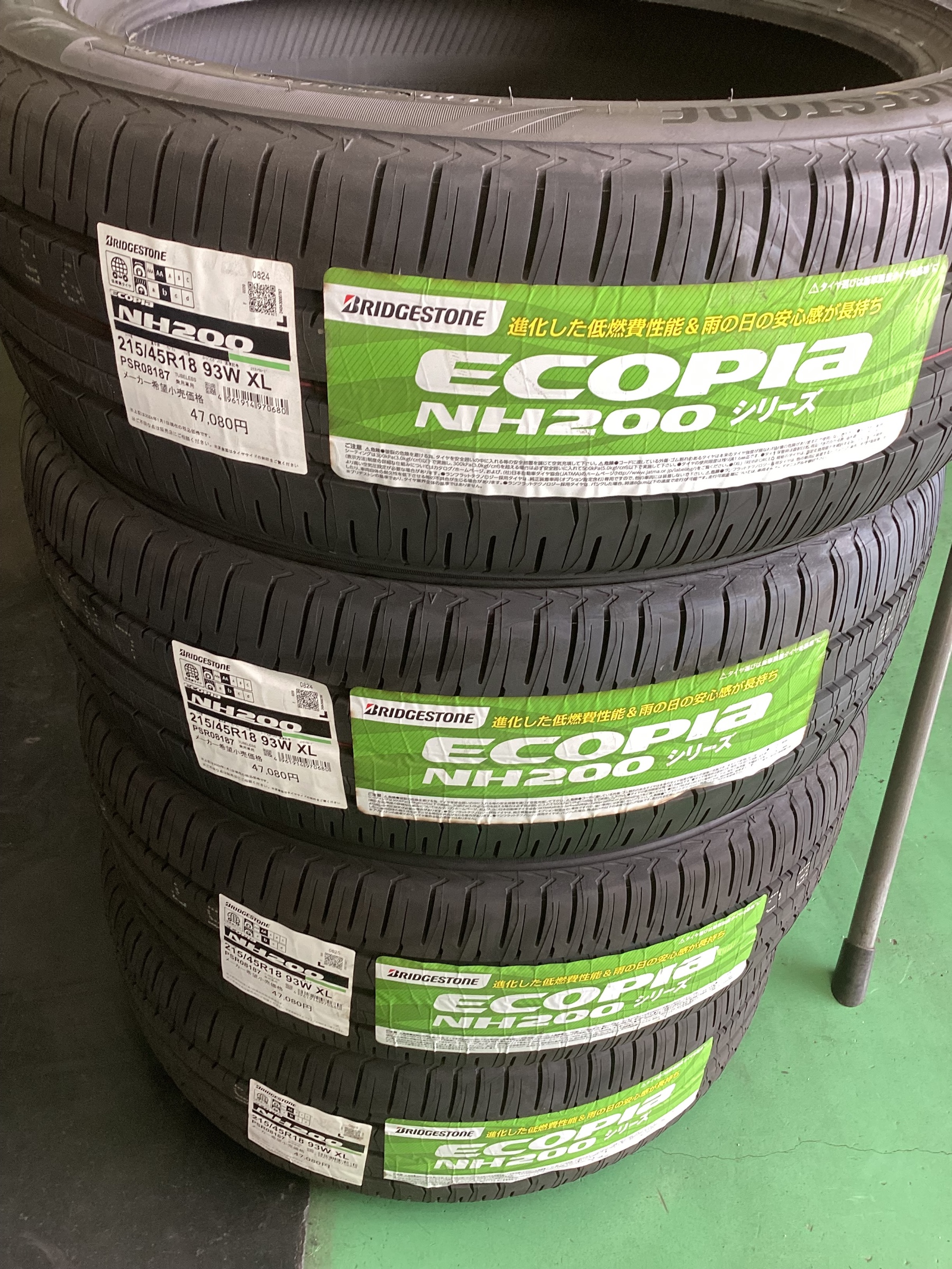 d.i.a.　ダイヤ　新品未使用 フォルクスワーゲン・T-Crossの新品タイヤ交換とアライメント作業を