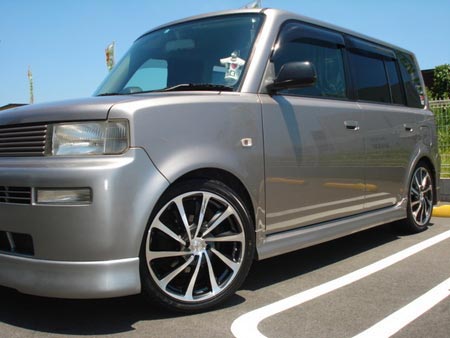 bBにロクサーニ17インチ装着!!!!! | 店舗おススメ情報 | タイヤ館