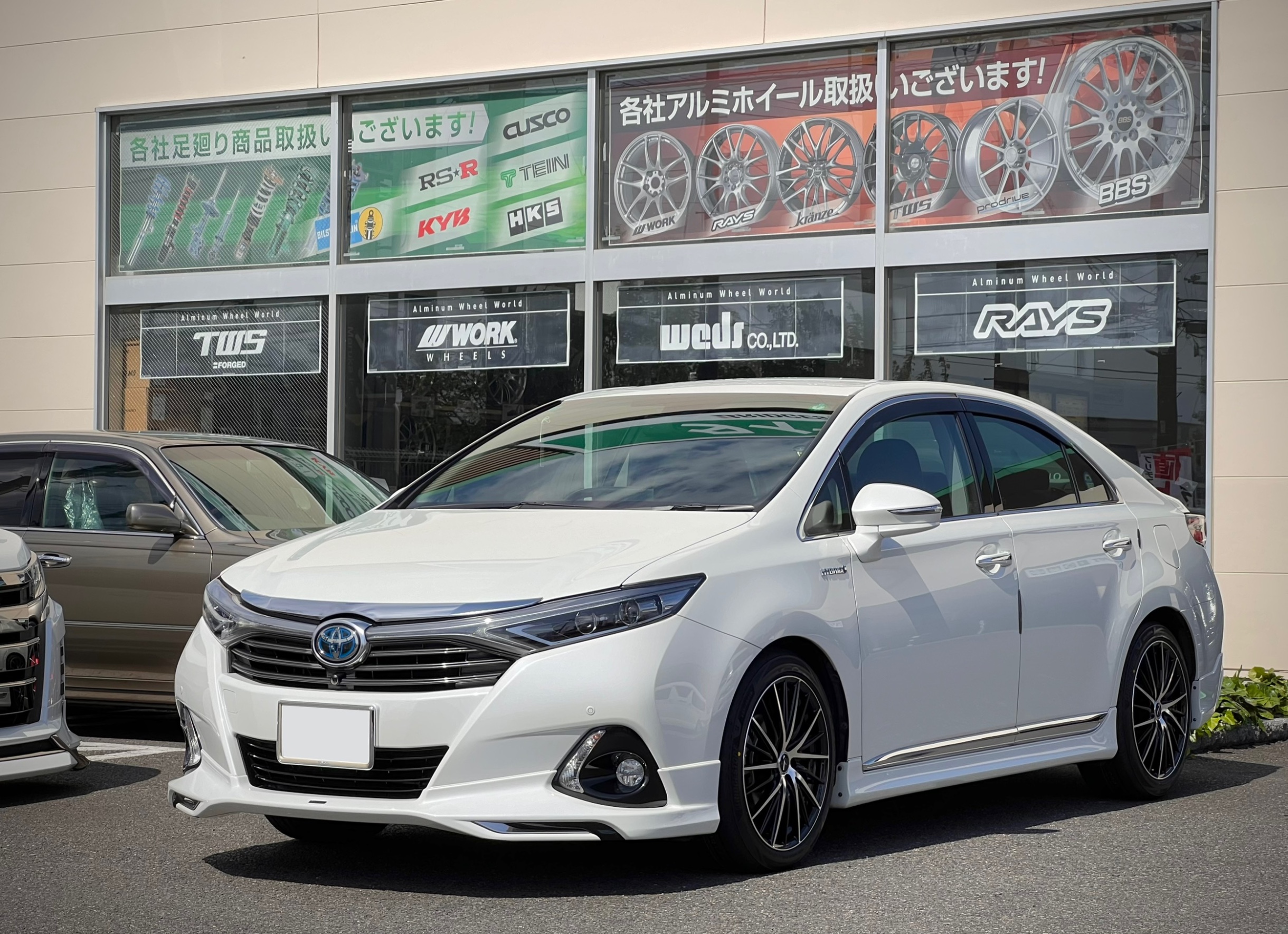 TOYOTA SAI ・Weds LEONIS FR・REGNO GR-XⅢ 装着。 | 店舗おススメ
