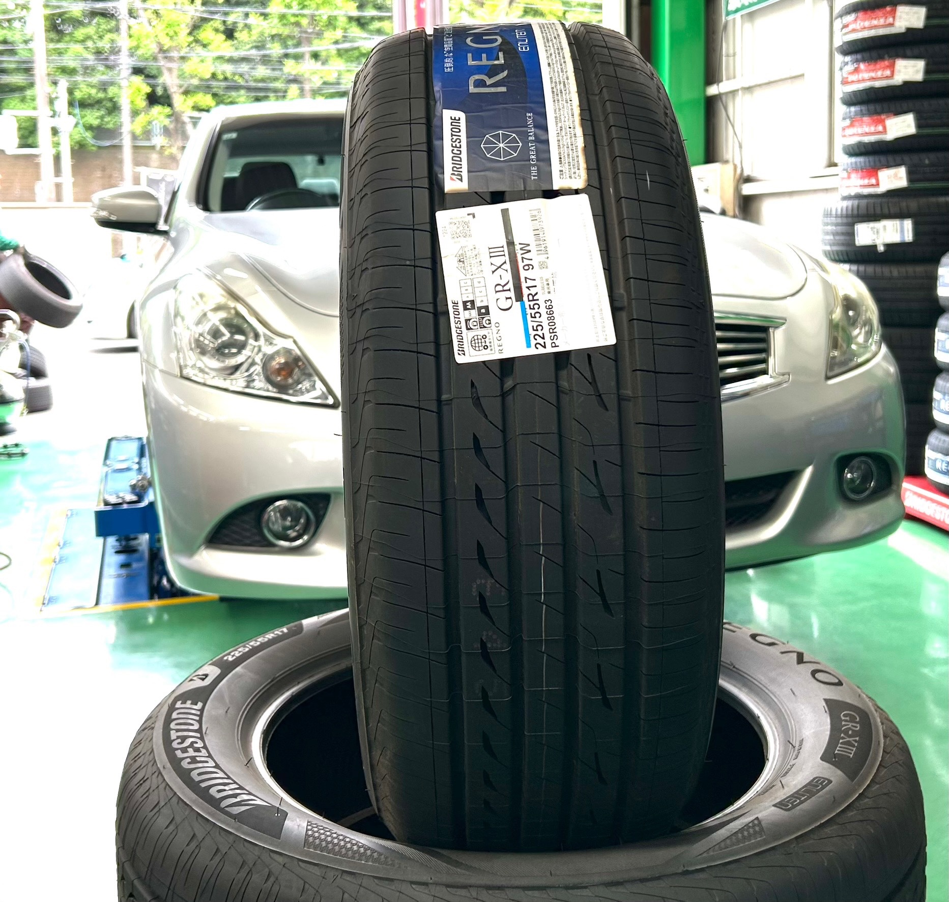買得 ⭐︎スカイラインにレグノGR-XⅢ⭐︎ | 店舗おススメ情報 タイヤ・ホイール