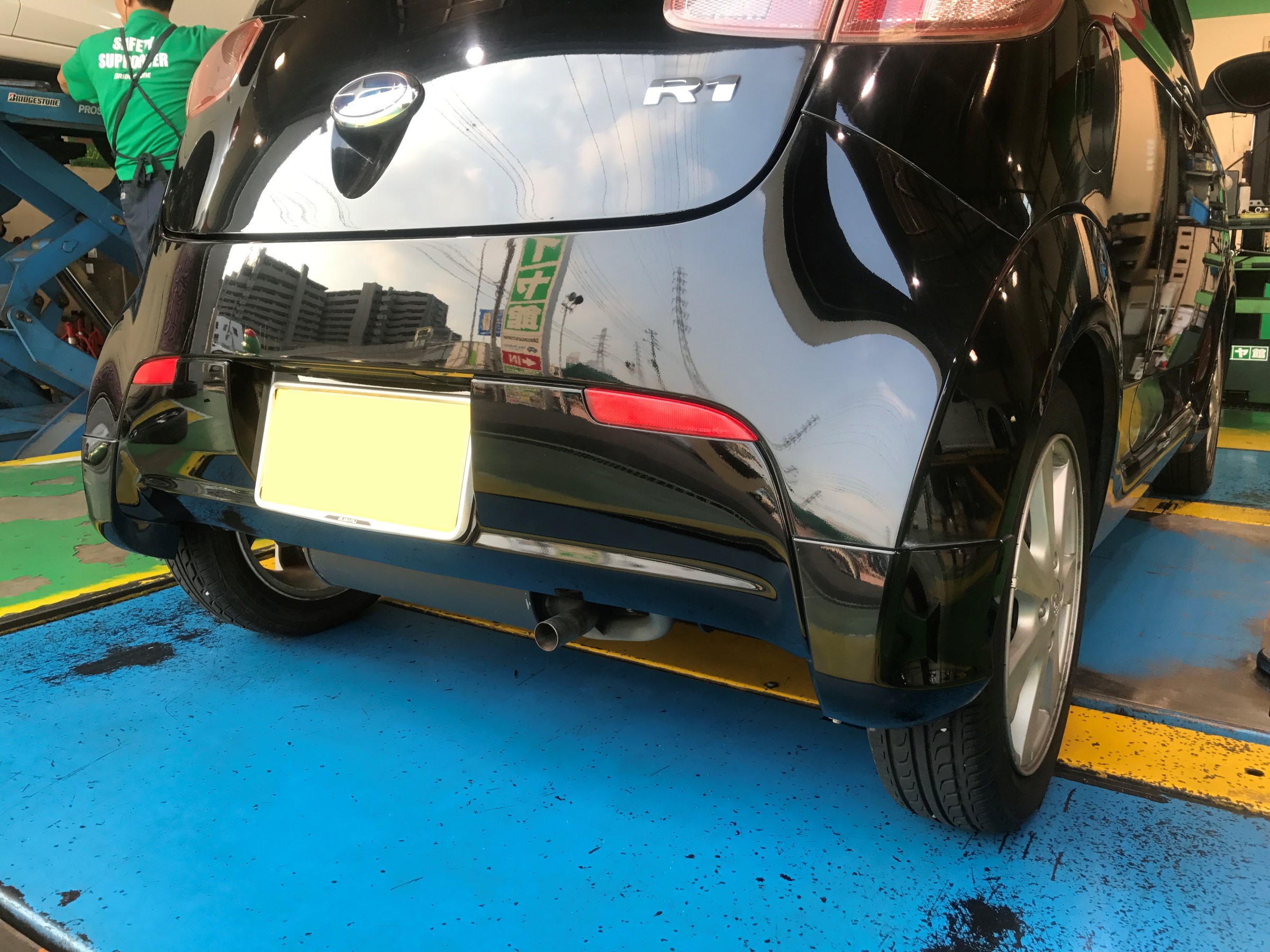 名車来店 スバル360の再来 R1 スバル R1 サービス事例 タイヤ館 １２２鳩ヶ谷 タイヤからはじまる トータルカーメンテナンス タイヤ館グループ