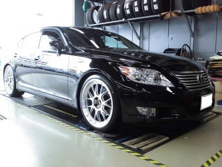 LEXUS LS460 BBS LM-R 取付 | 店舗おススメ情報 | タイヤ館 池上（東京都）