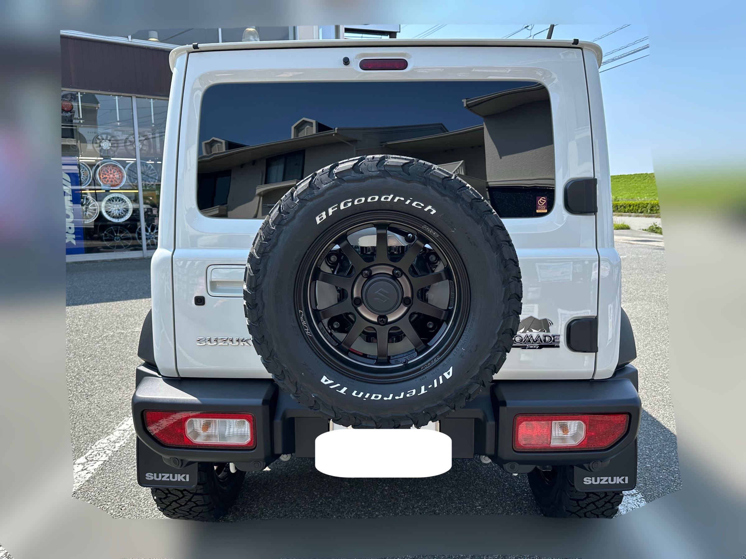 さとさん香水✕タバコ✕ ジムニーノマドホイールタイヤ BV_OwfMABAA