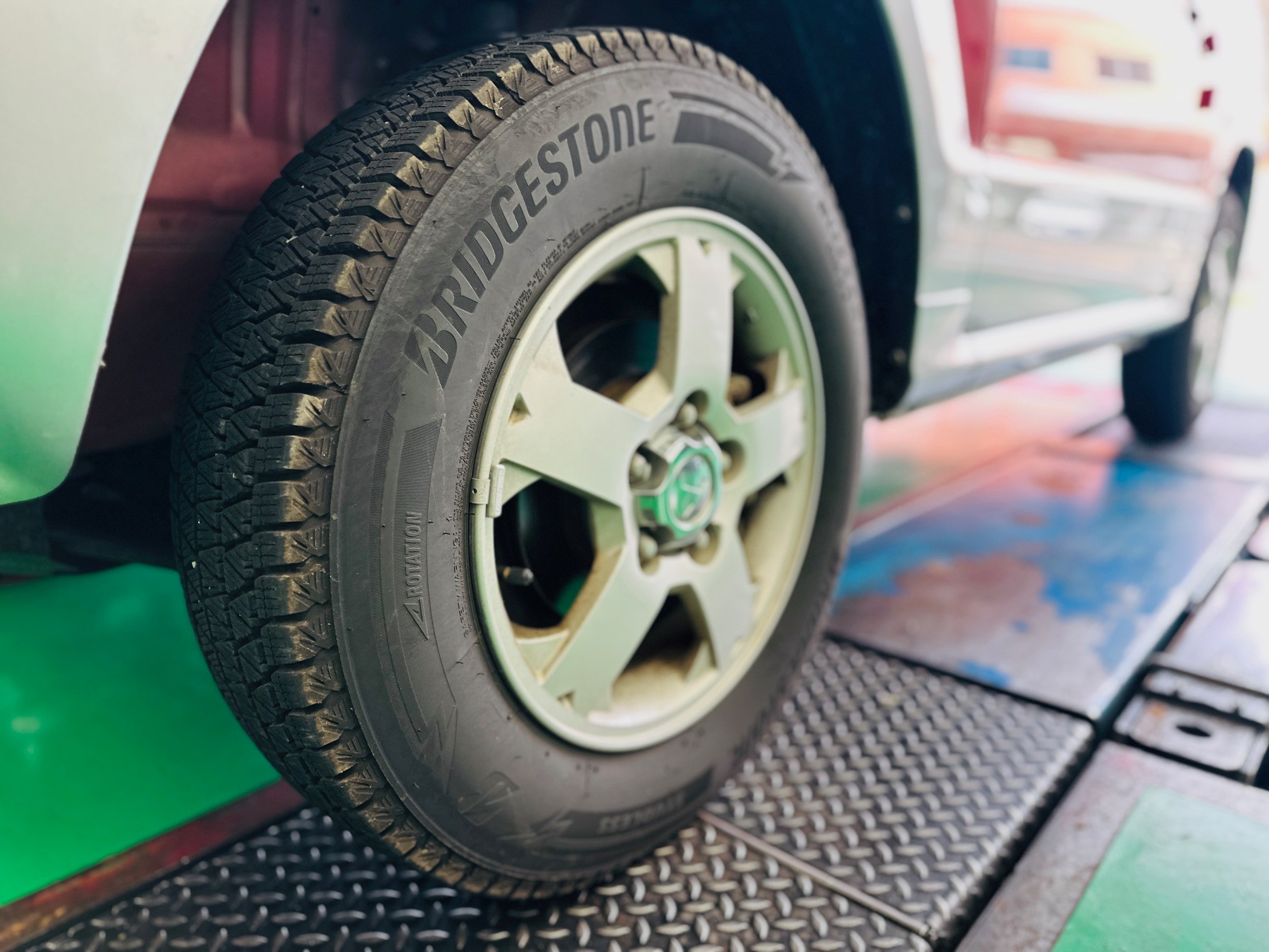 パジェロミニ 15インチ アルミホイール＆タイヤ セットで取付 | 店舗