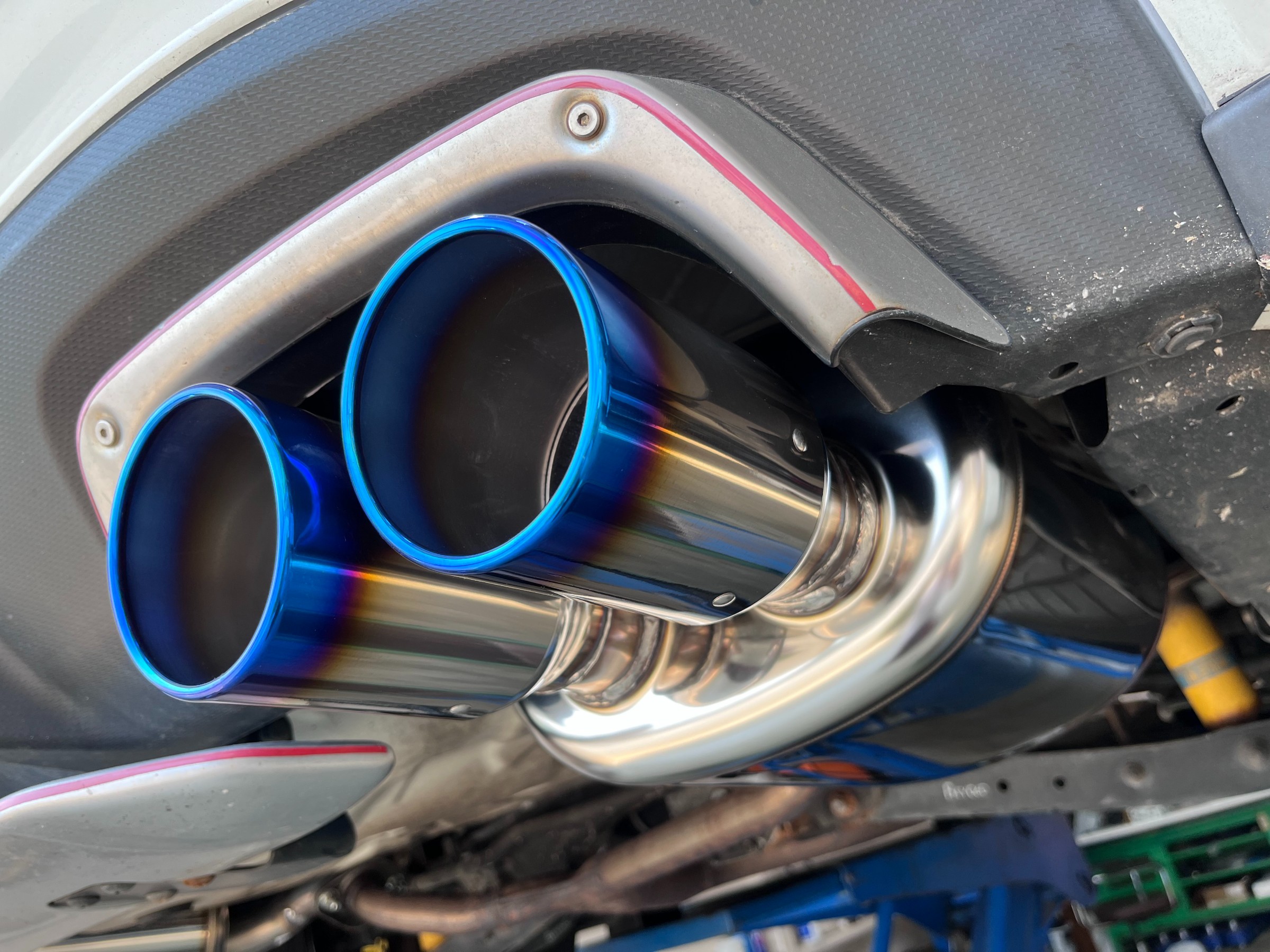 【VBH】HKS リーガマックス プレミアム WRX S4 (VBH) マフラー HKS（エッチケーエス） リーガマックスプレミアム エキゾースト