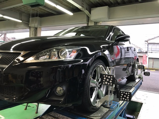 IS250　アライメント作業です。