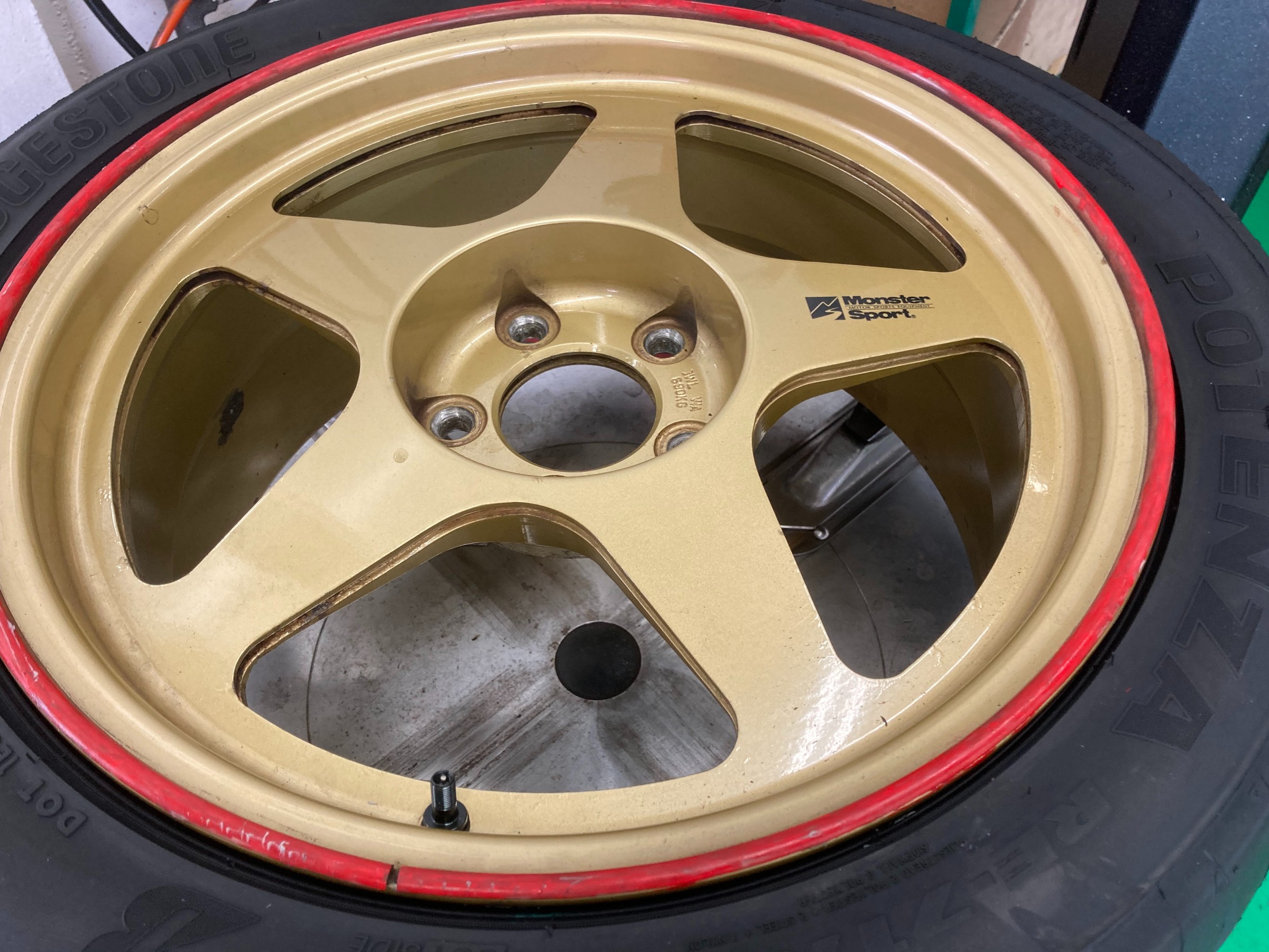 昔懐かしい軽量アルミホイール リーガマスター POTENZA RE-71RS | 店舗