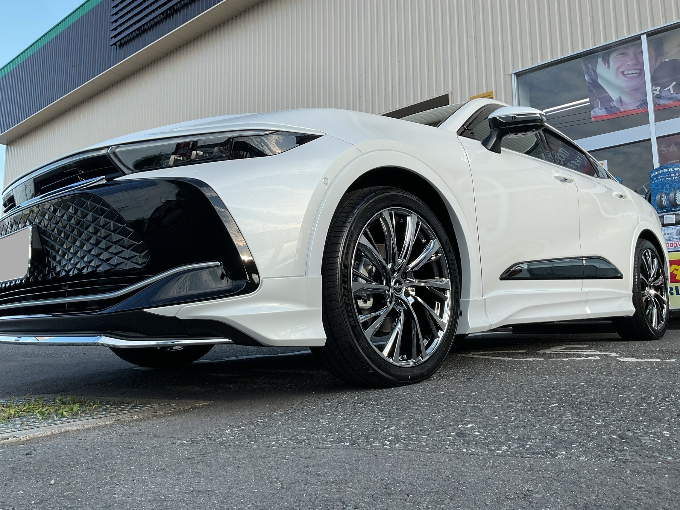 ありがとうございます！クラウンクロスオーバーにレオニス装着