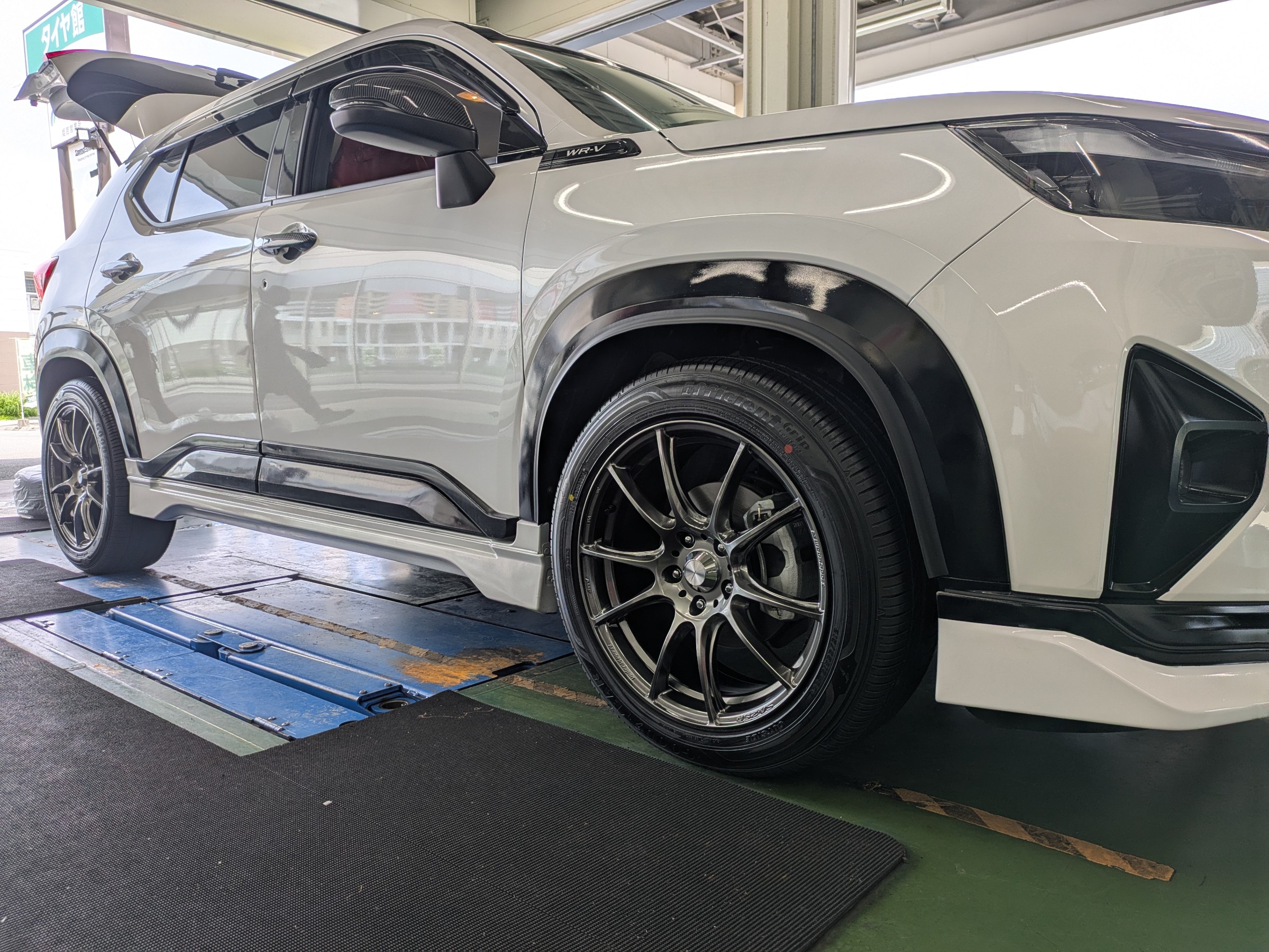 HONDA WR-V✕WedsSport | 店舗おススメ情報 | タイヤ館 姫路中央