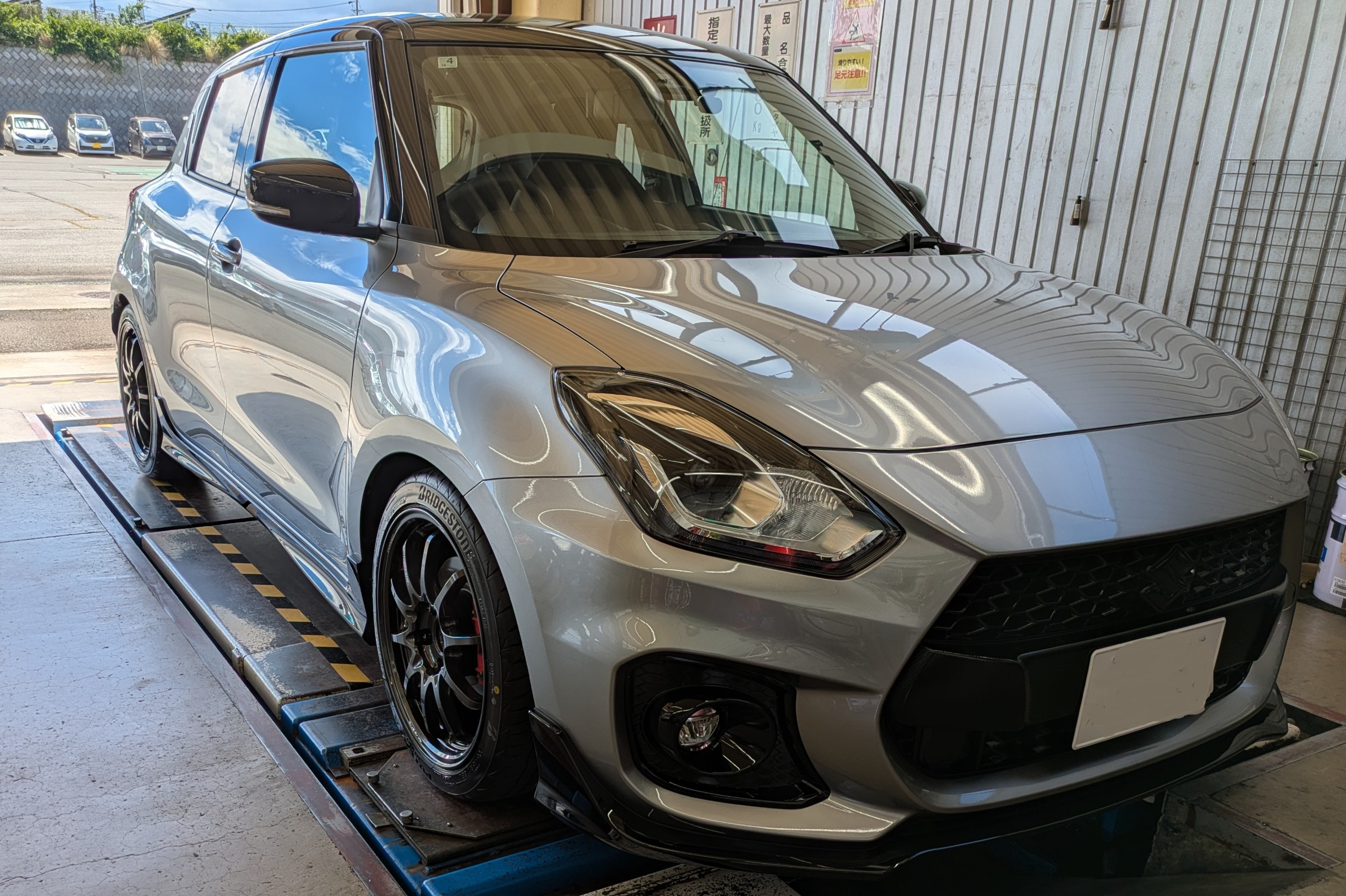 スイフトスポーツZC33S×ボルクCE28N-plus＆車高調セッティング