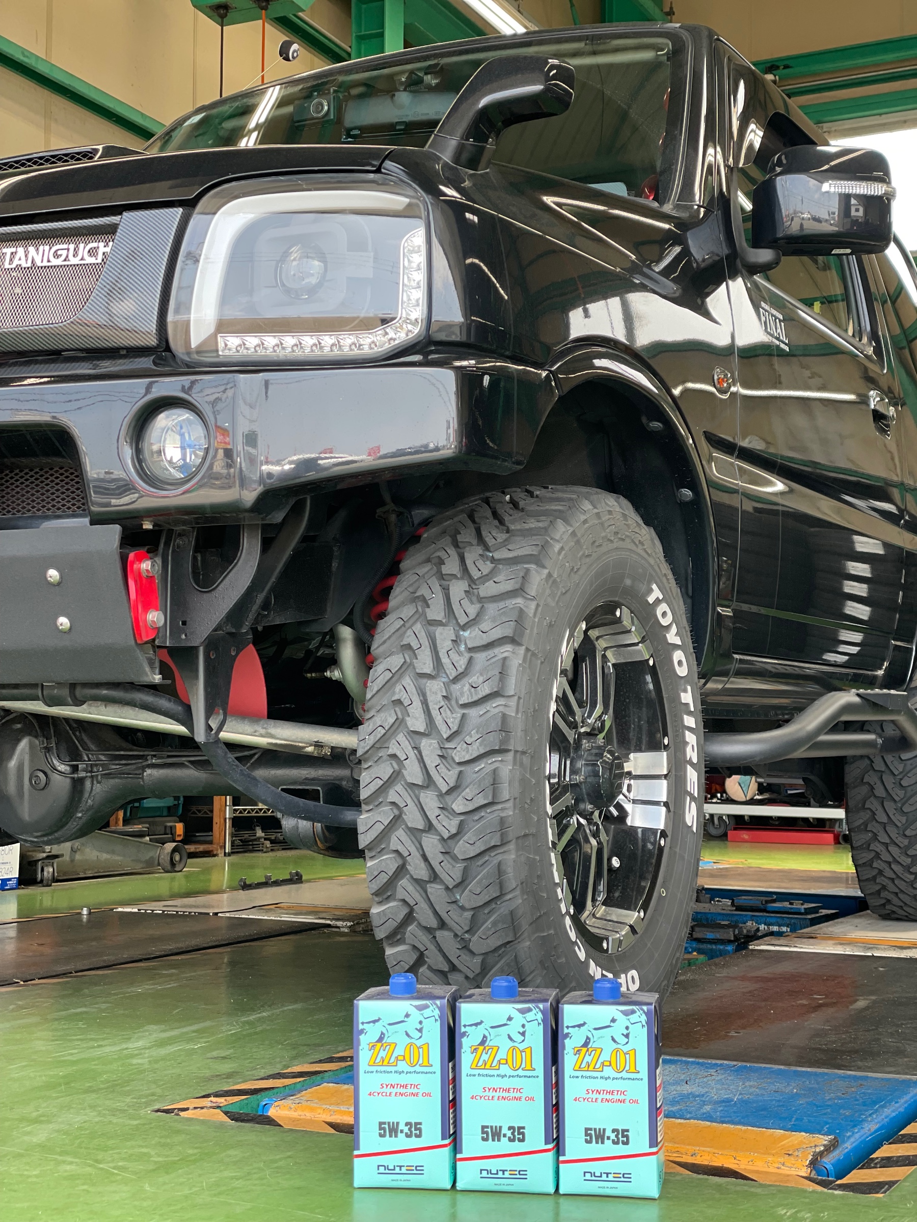 タイヤ館土山  スズキ ジムニー JB23W エンジンオイル交換