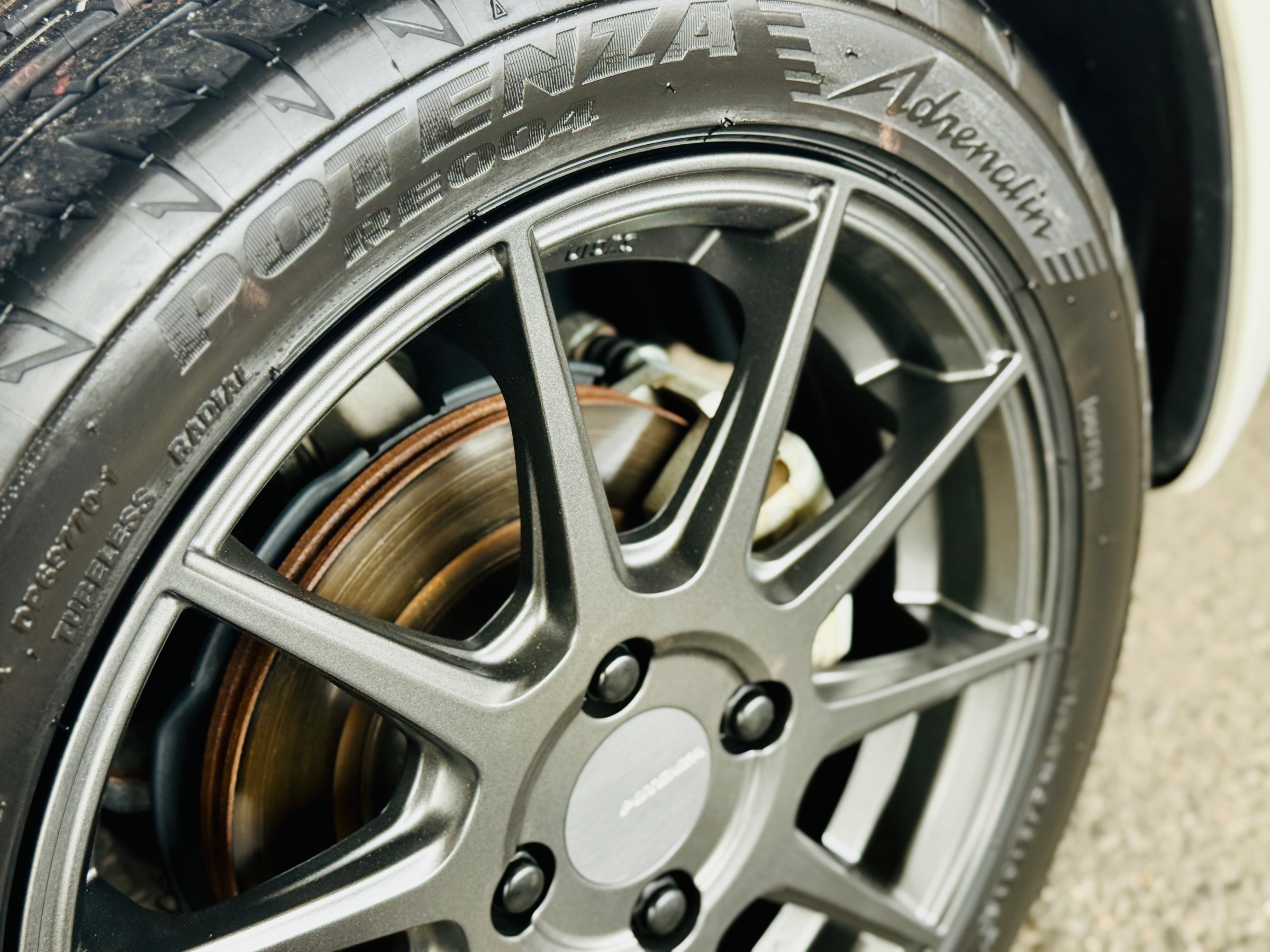 ブリヂストンタイヤショップ限定カラー！】ホンダ N-ONE RS ポテンザ