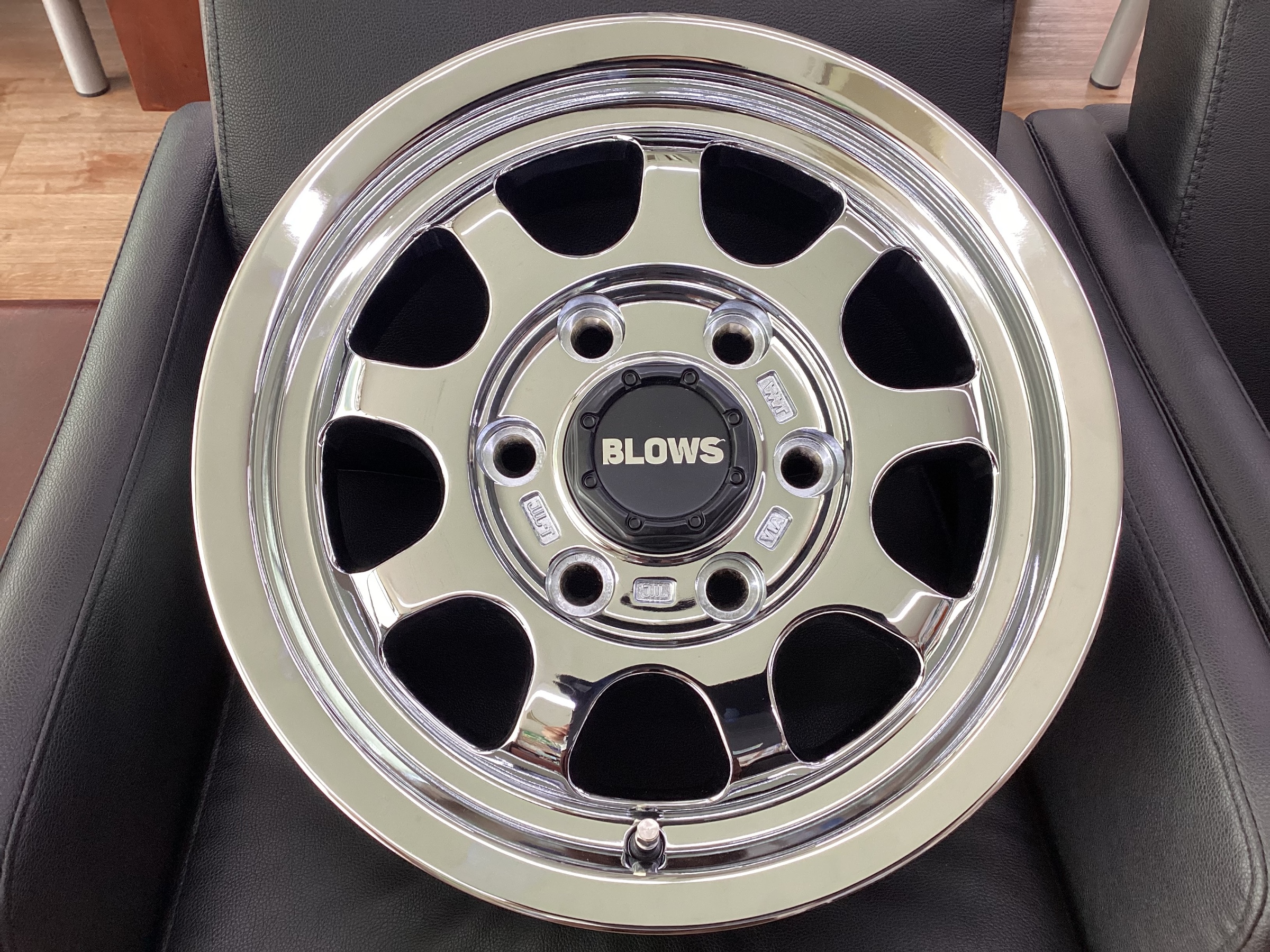 アルミホイール新商品情報】TOPY実業 「BLOWS ROV.9」カラーリング