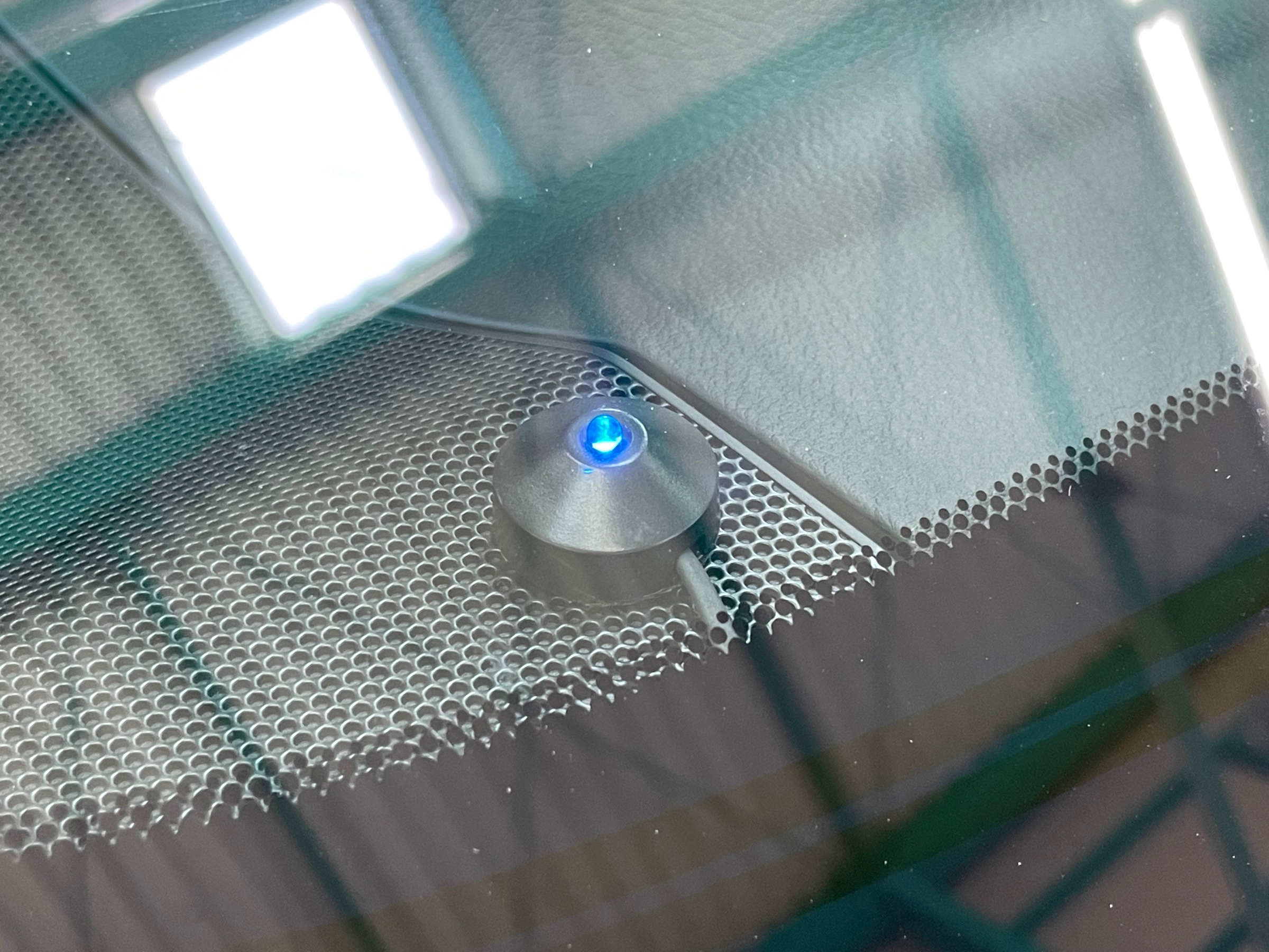 タイヤ館土山 トヨタ ヴェルファイア AAHH40W　セキュリティー取付 YUPITERU Argus D1 ユピテル アルゴス