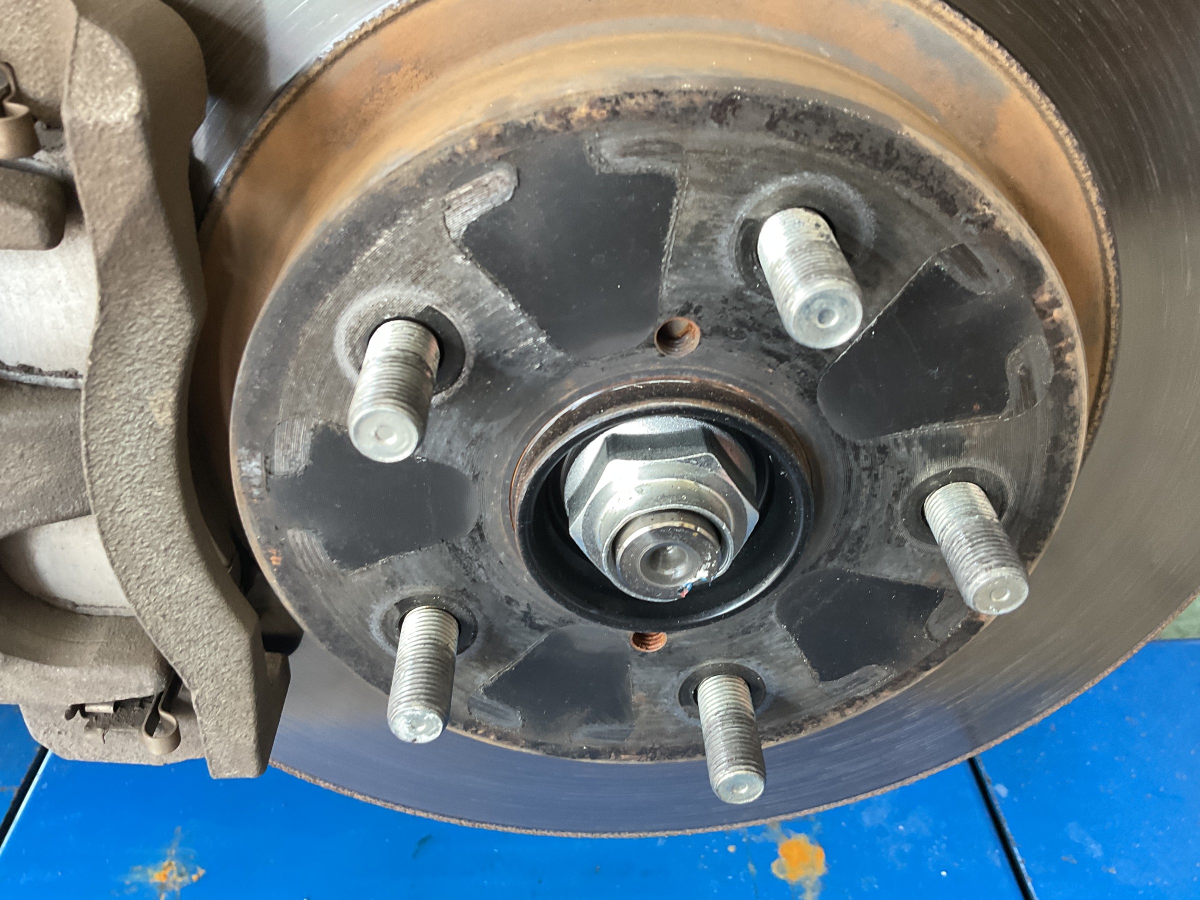 タイヤ交換　タイヤ館三原