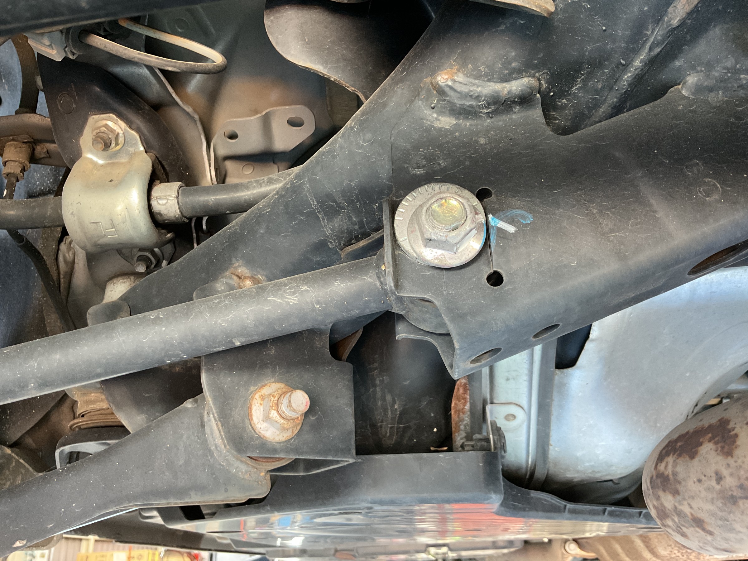 タイヤ交換　タイヤ館三原