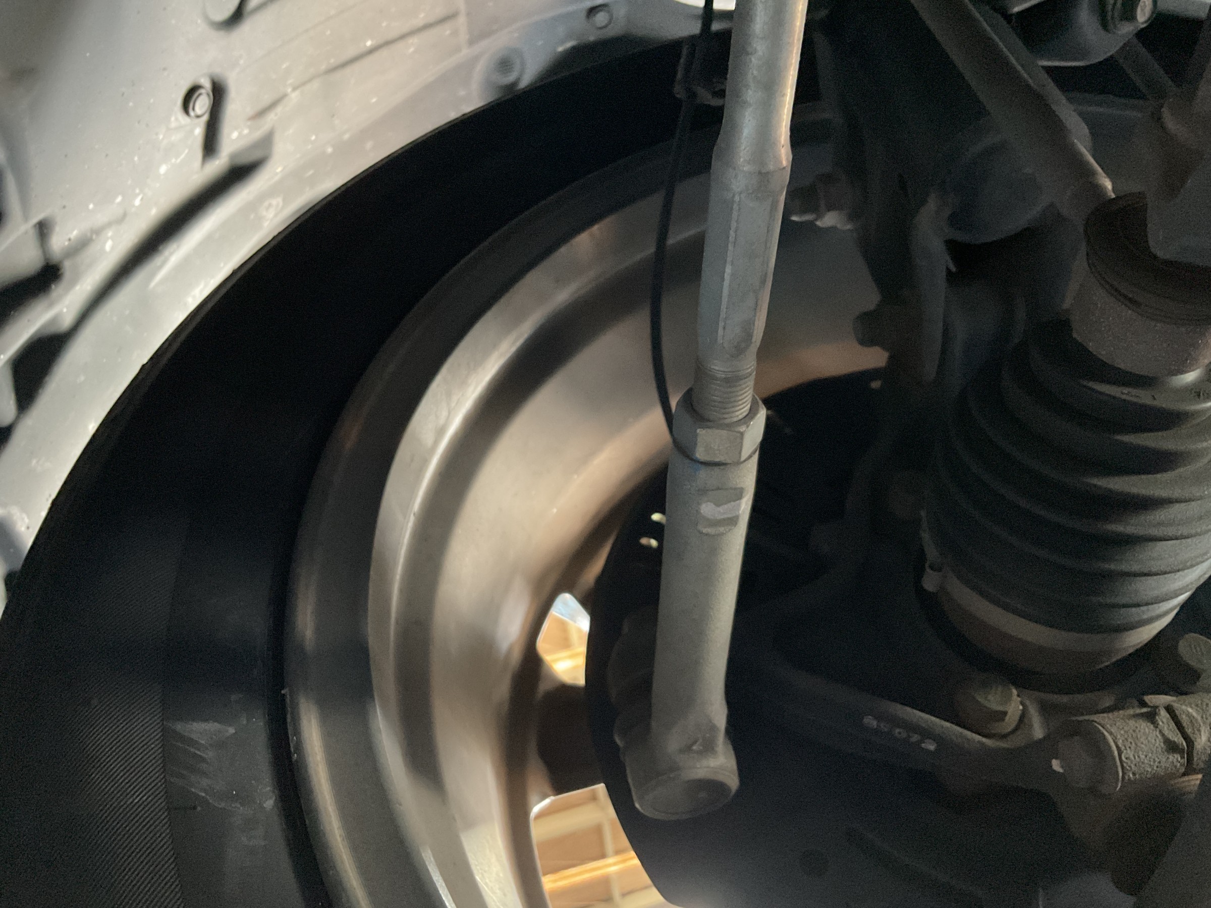 タイヤ交換　タイヤ館三原