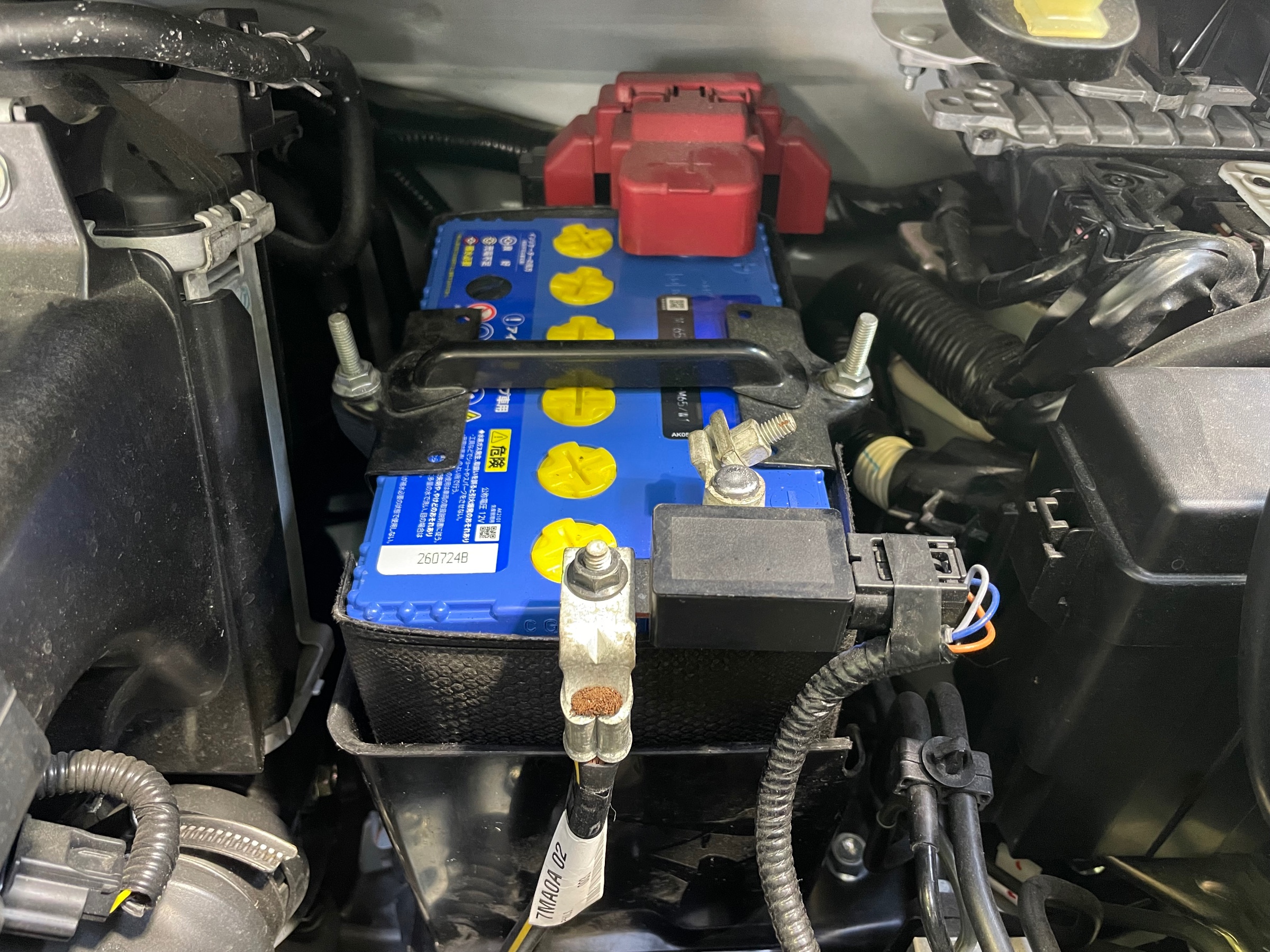 タイヤ館土山 日産 ルークス B45A　バッテリー交換