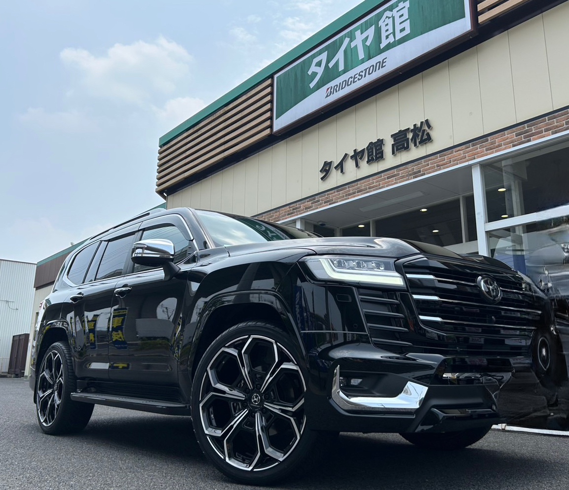 レーベンハートFLG_1 ランクル300に装着しました☆ 純正空気圧