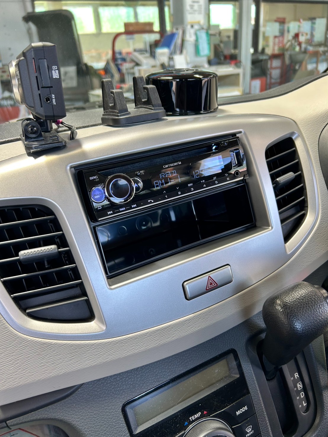 純正オーディオよ さようなら ／ スズキ ワゴンR MH34S | 店舗お