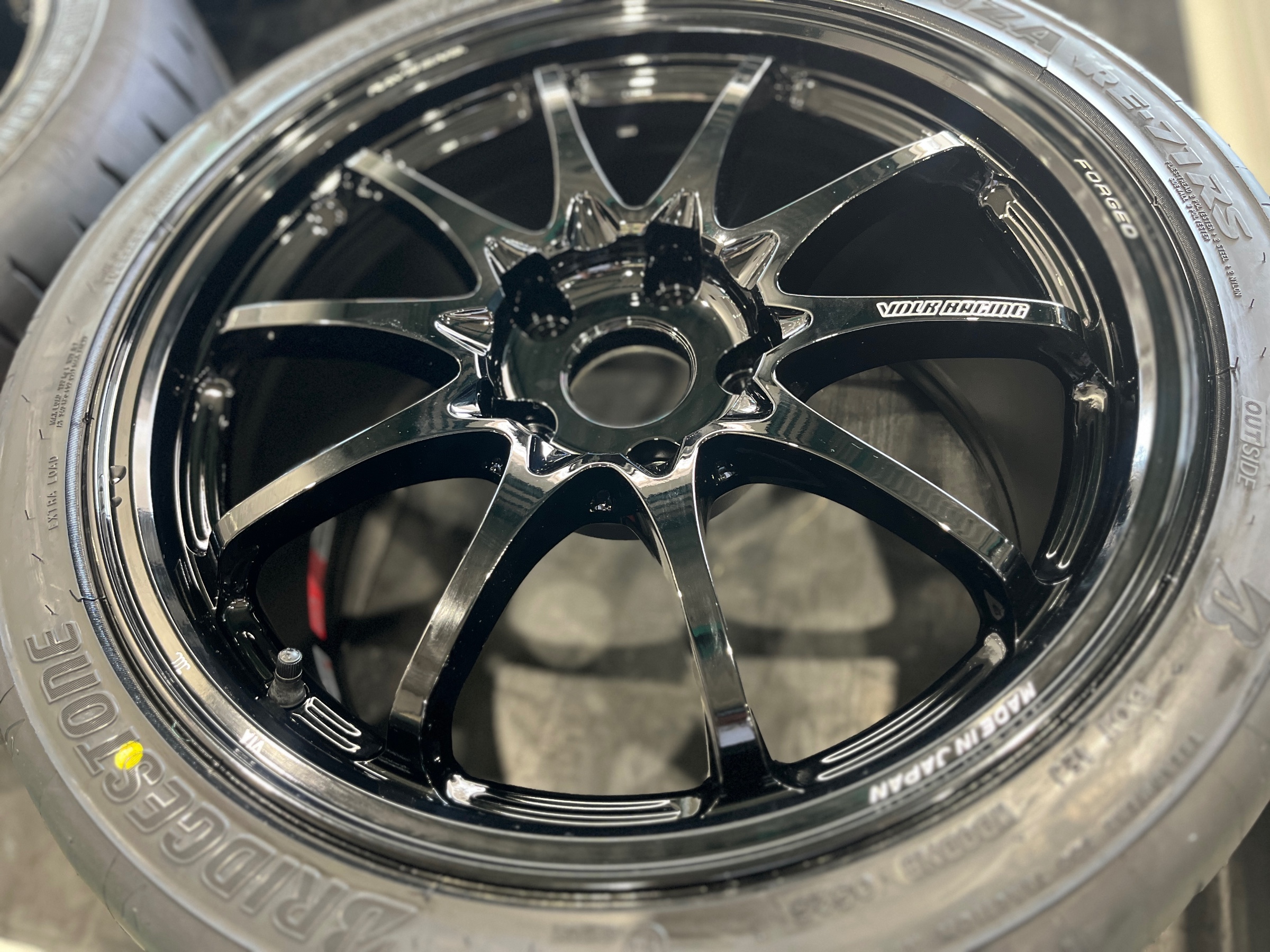 新品未使用【R class】アンコール　37.5 バレエ用品の【アンコール】R-CLASS トウシューズ トウシューズ