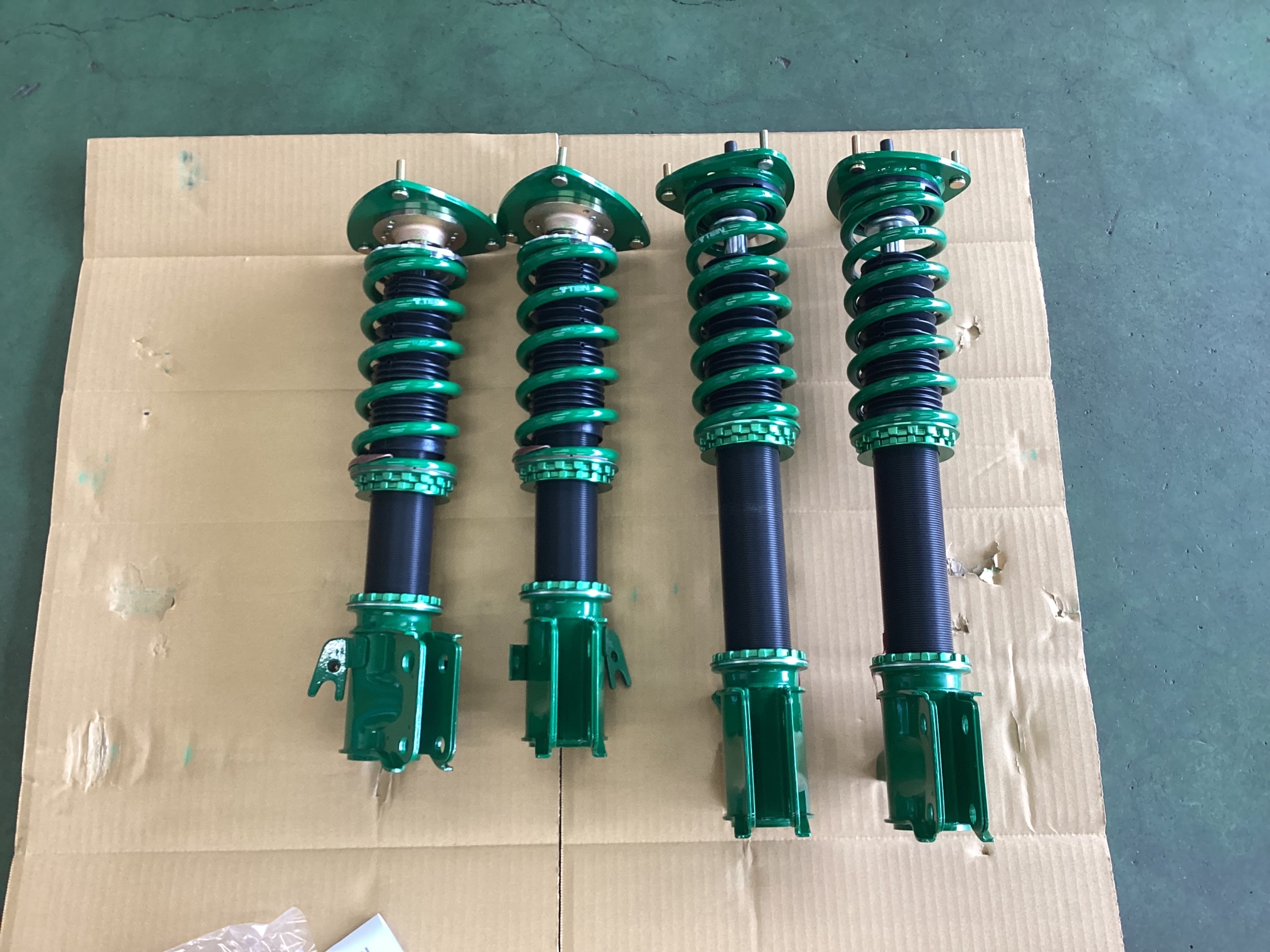 【むー】TEIN インプレッサ車高調 TEIN テイン FLEX-Z フレックスゼット 車高調 インプレッサ G4