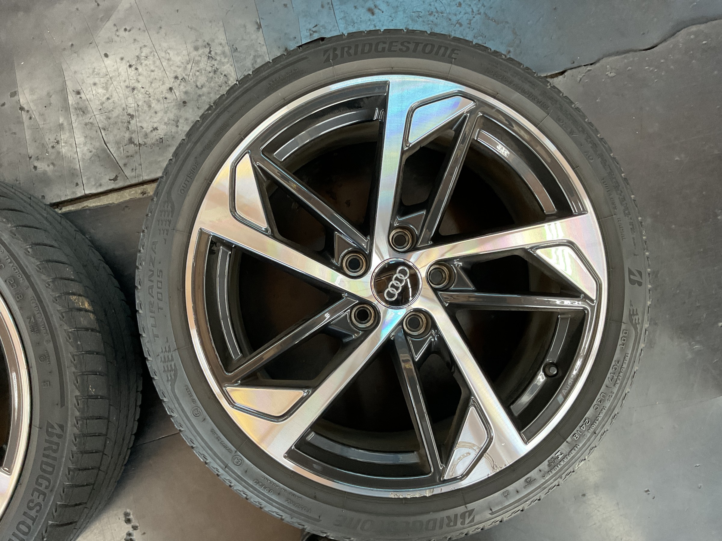 タイヤ交換　タイヤ館三原