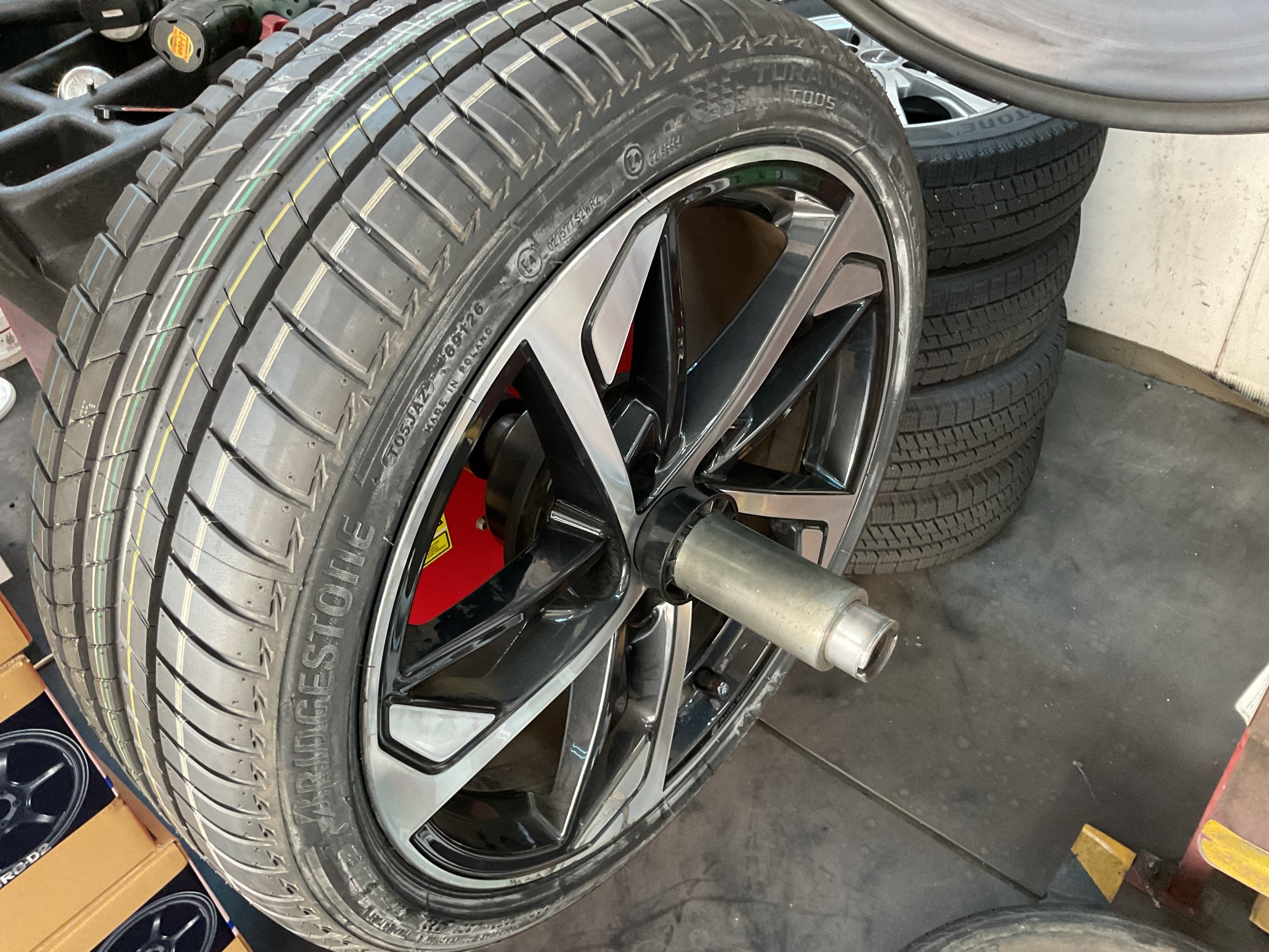 タイヤ交換　タイヤ館三原