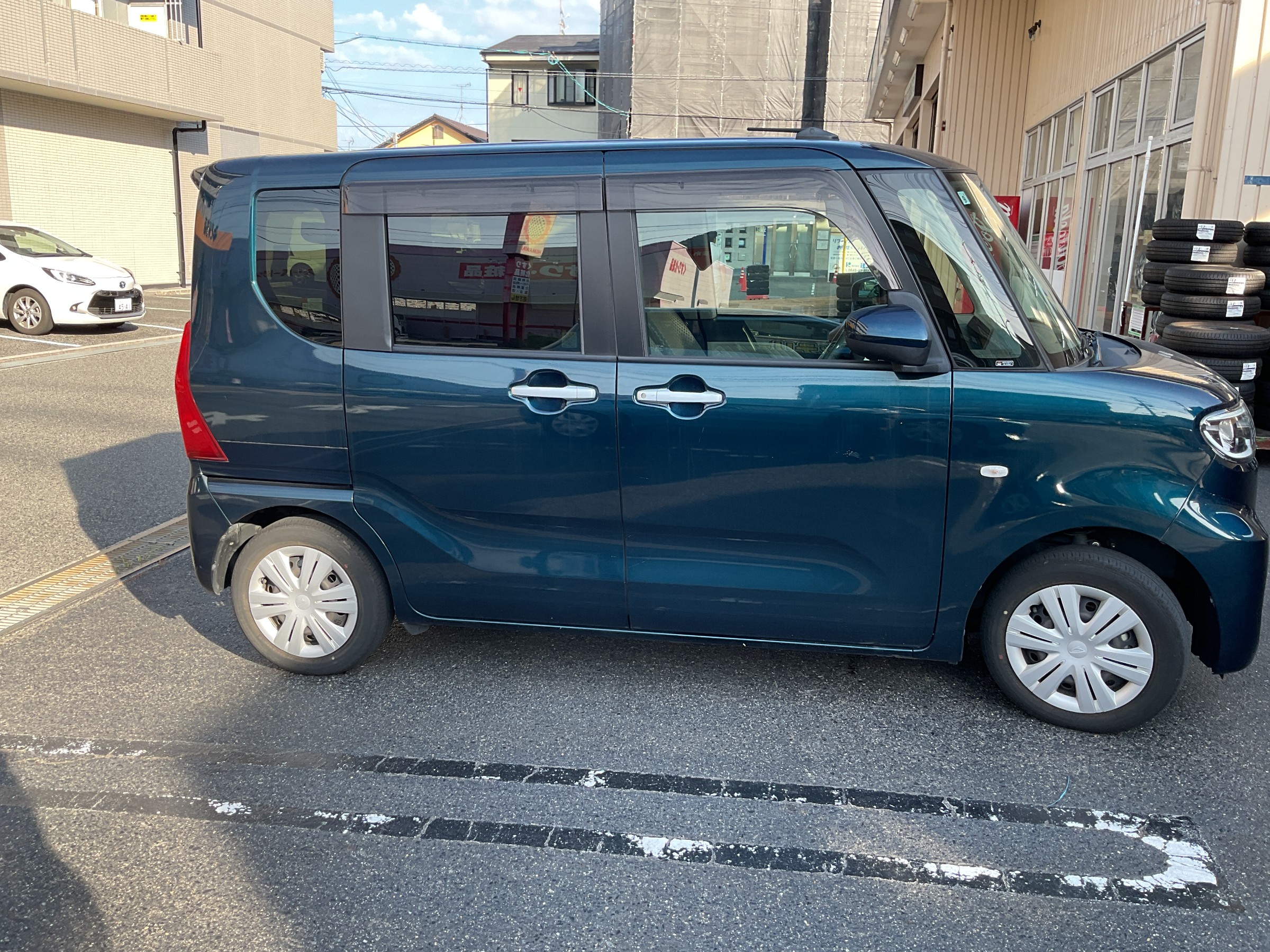 タイヤ館三原　タイヤ交換