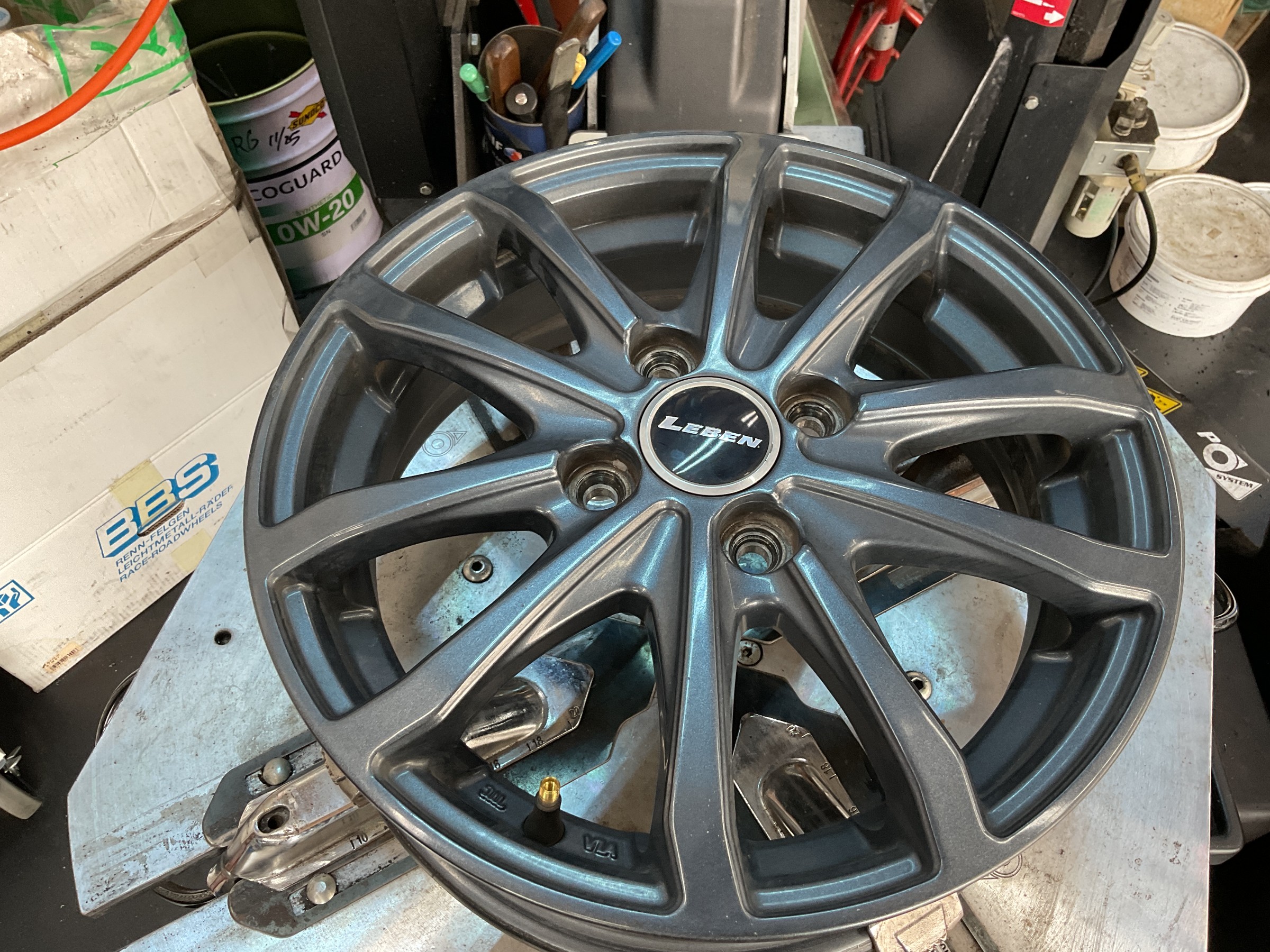 タイヤ交換　タイヤ館三原