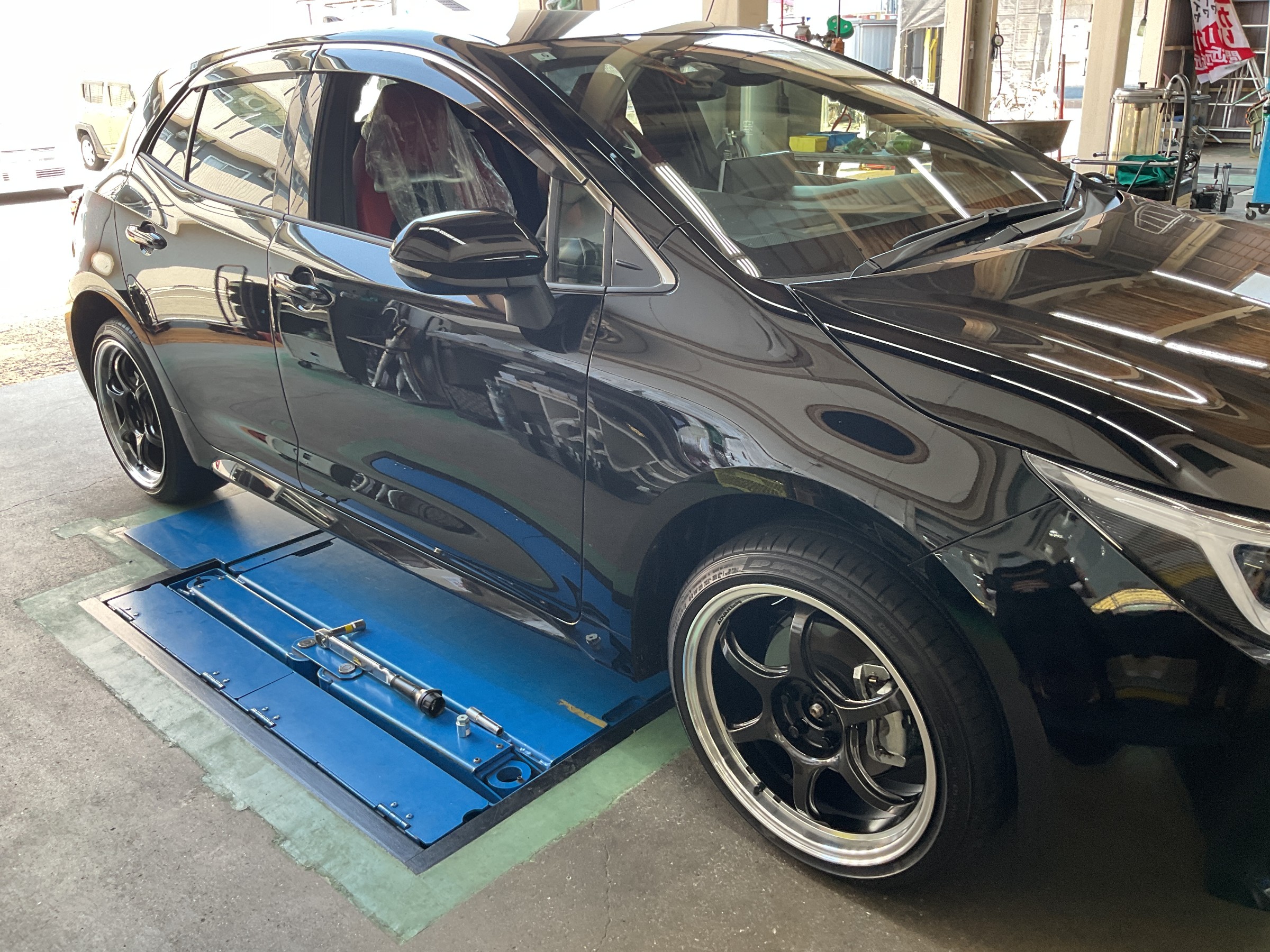 タイヤ館三原　タイヤ交換