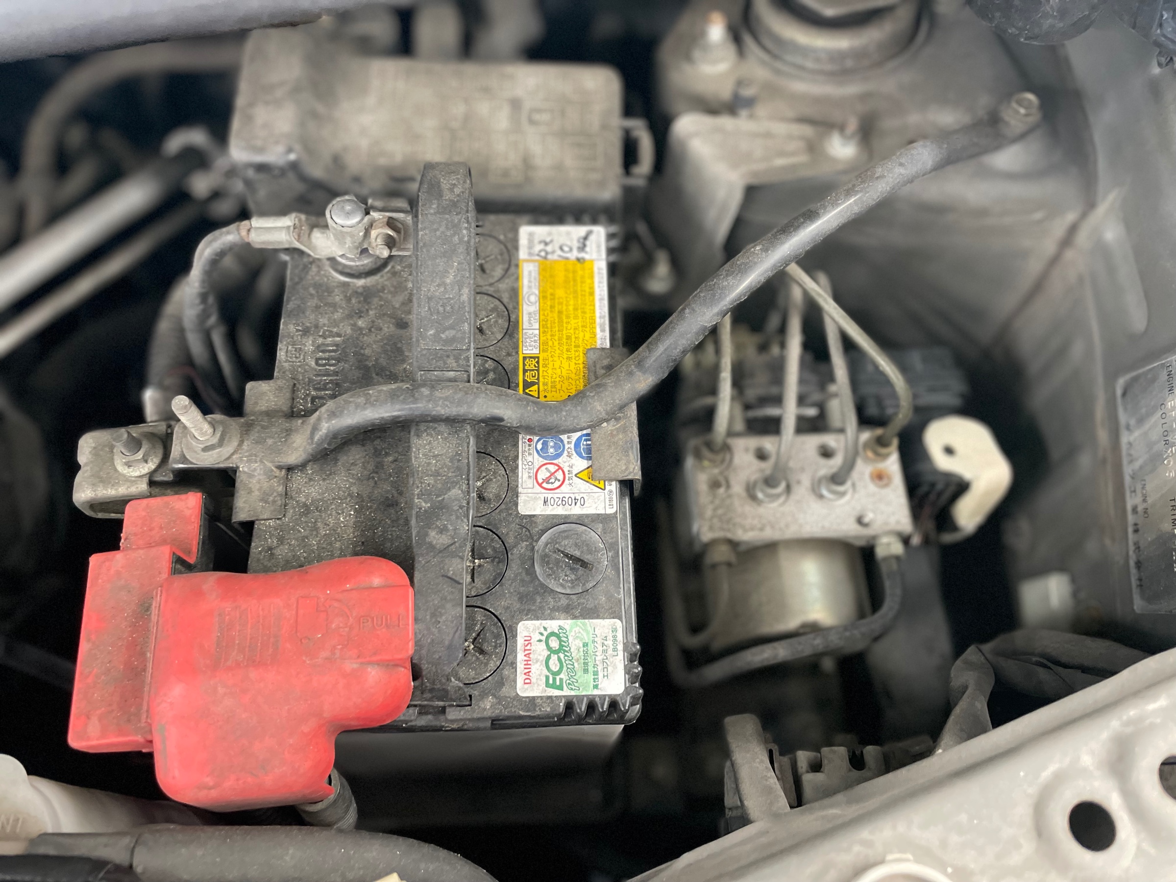 タイヤ館土山 ダイハツ タント L350S　バッテリー交換