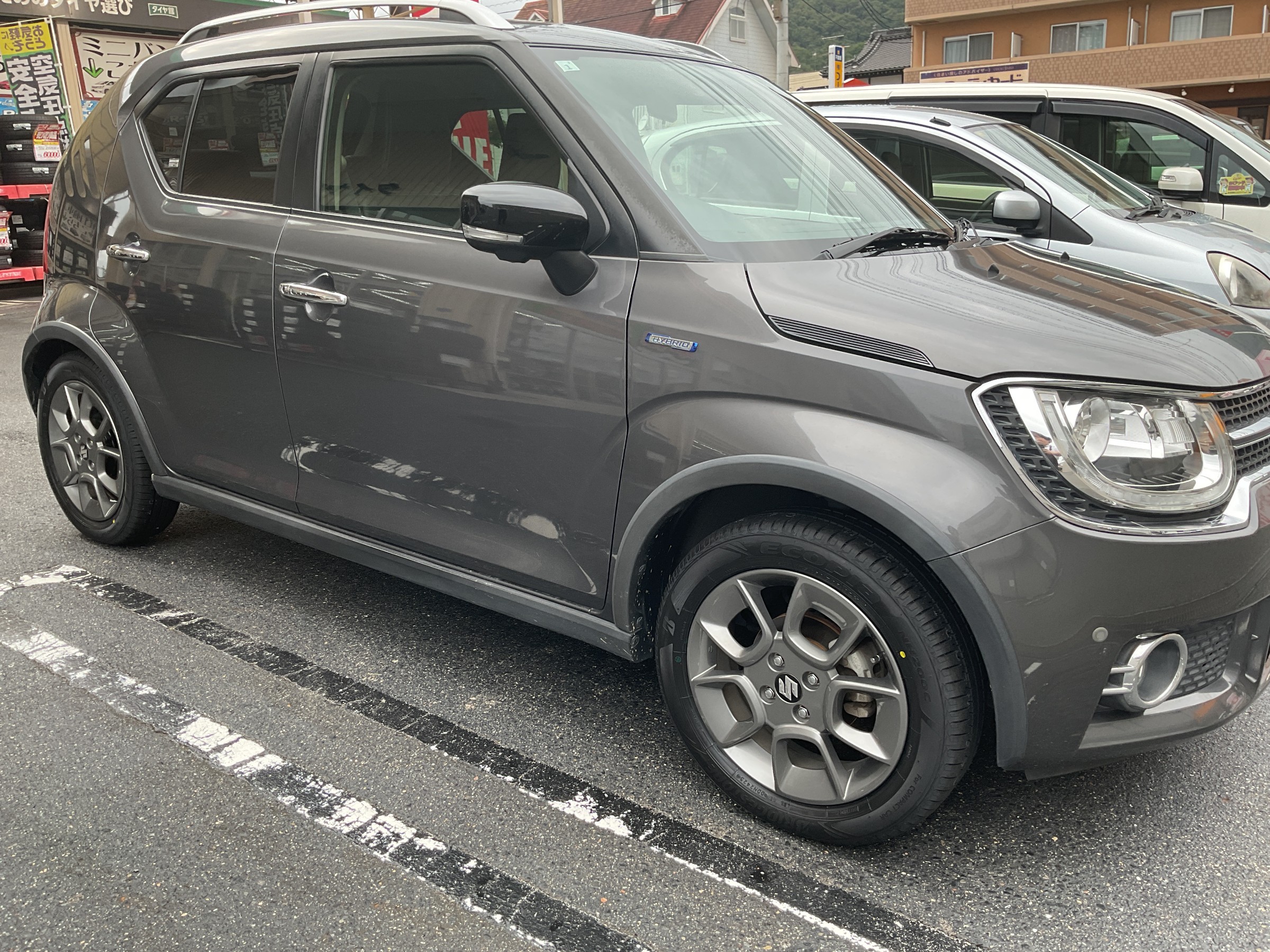 タイヤ館三原　タイヤ交換
