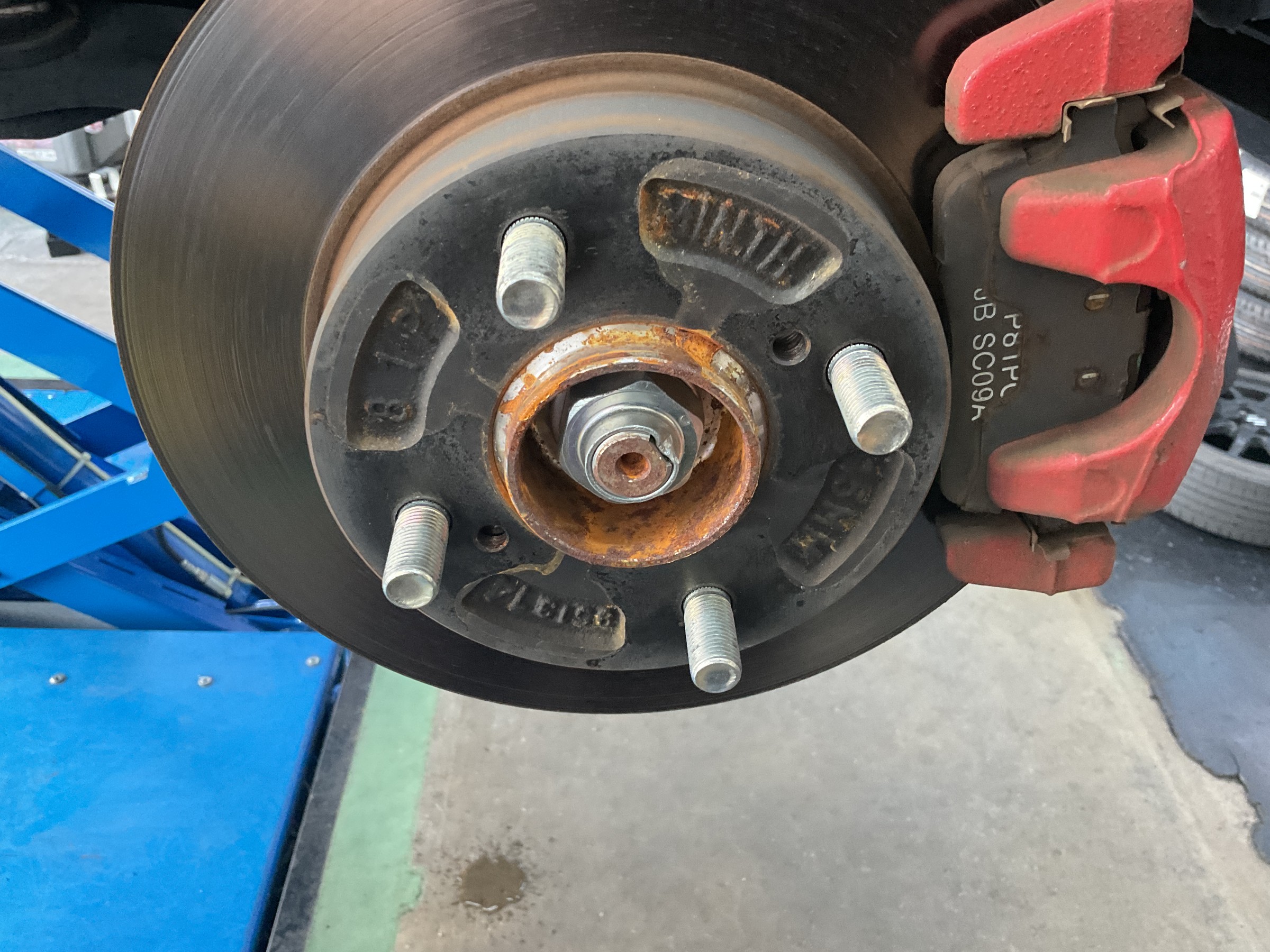 タイヤ館三原　タイヤ交換