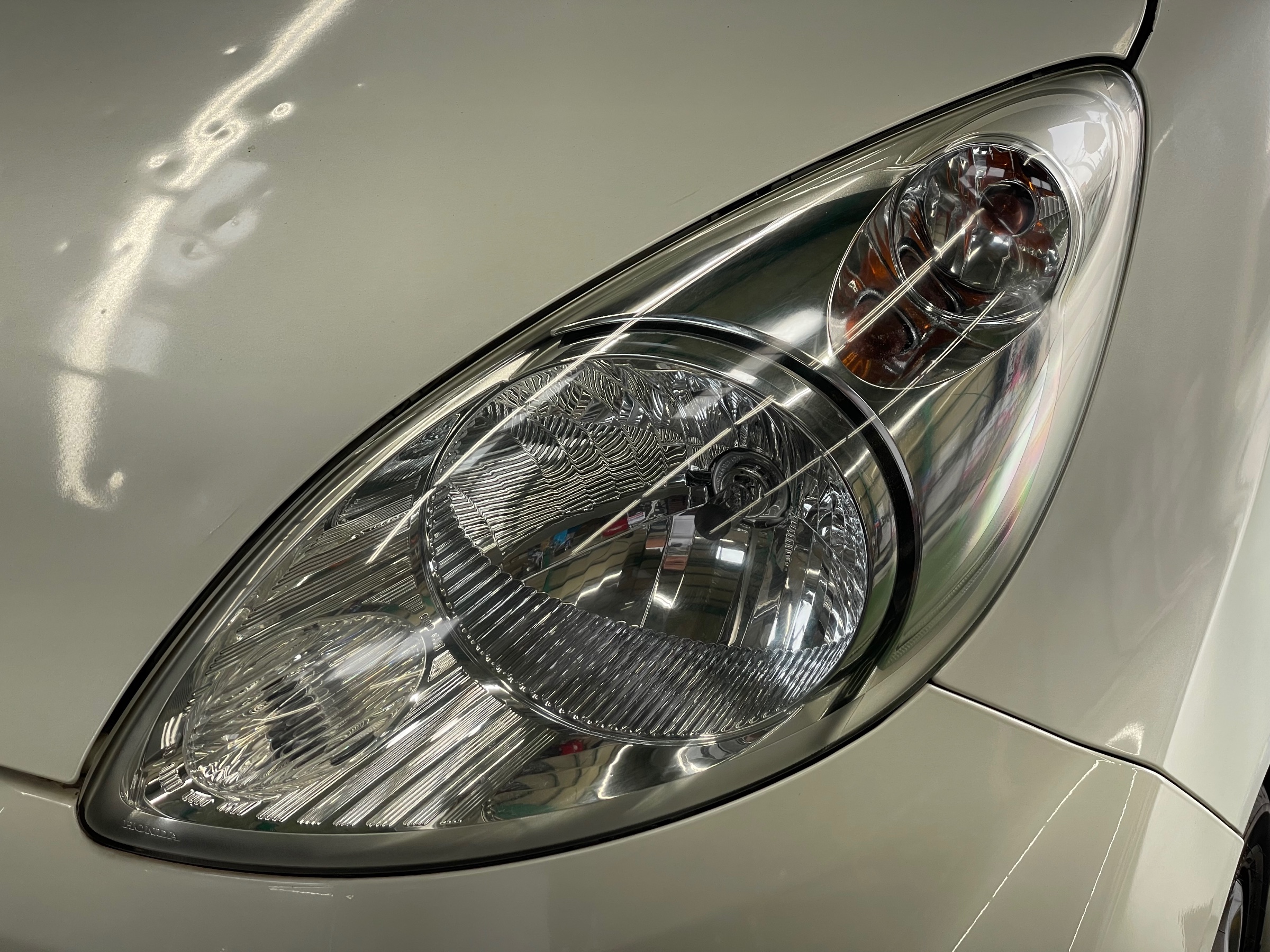 タイヤ館土山 ホンダ ライフ JB5　ヘッドライトコーティング