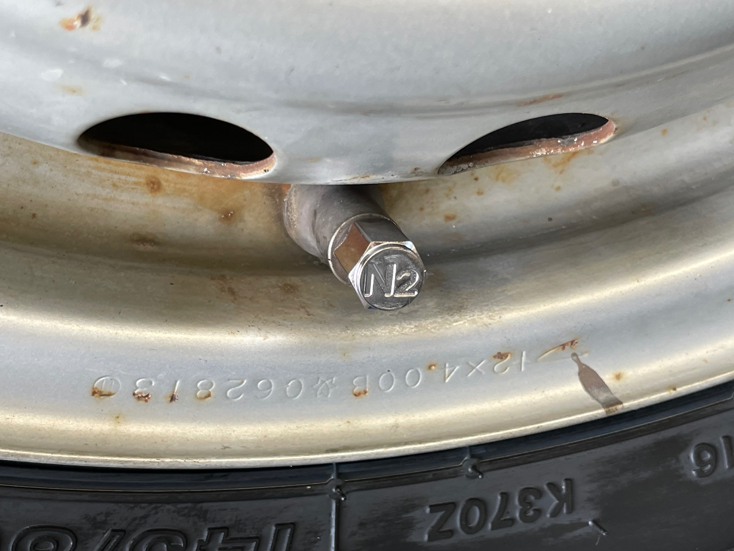 タイヤ館土山 ダイハツ ハイゼットトラック S510P　タイヤ交換