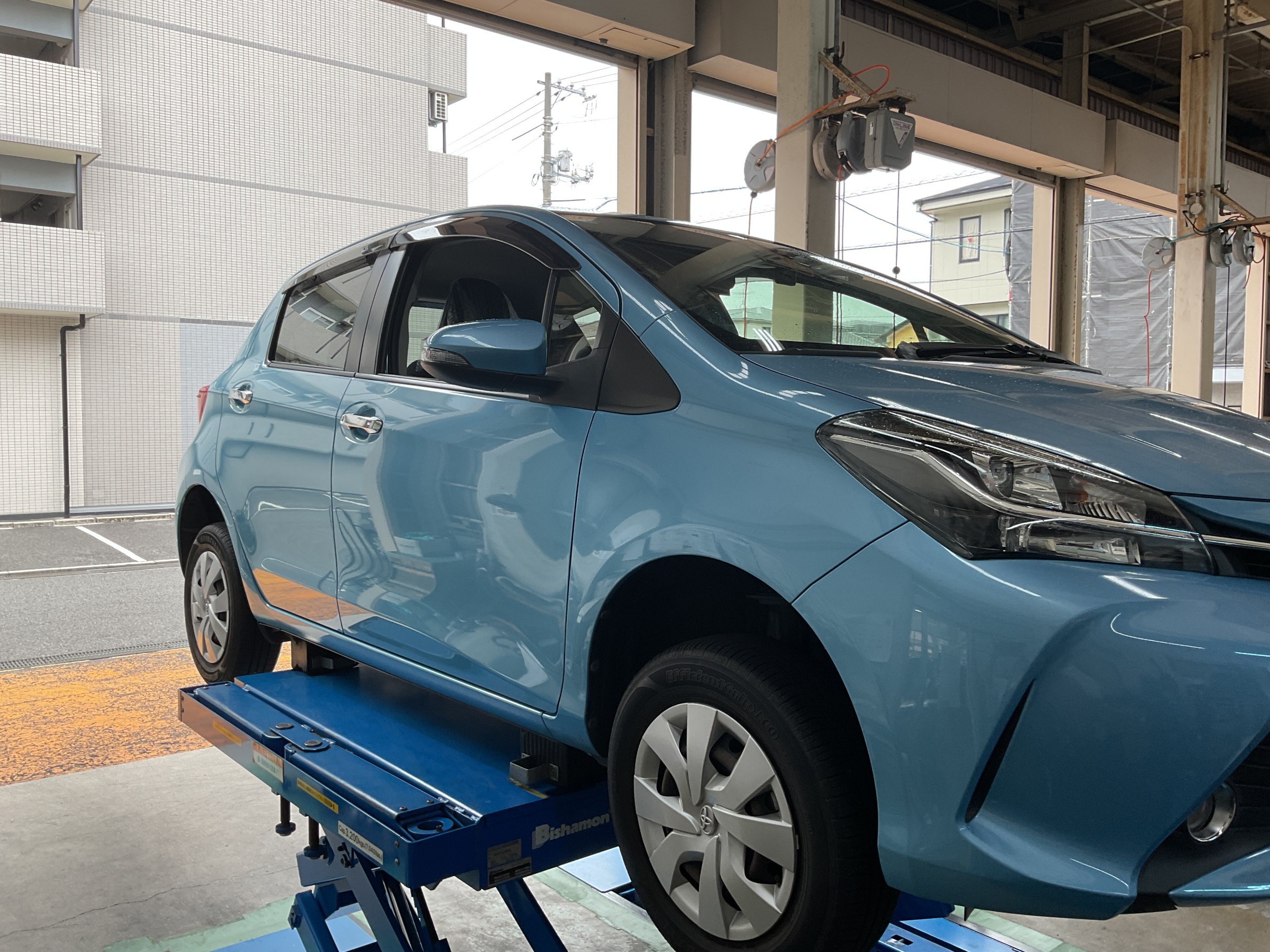 タイヤ交換　タイヤ館三原