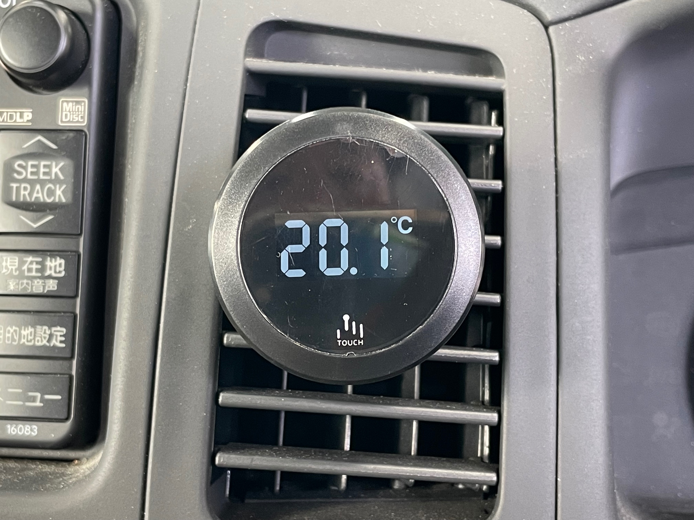 タイヤ館土山 トヨタ スパシオ NZE121N　エアコンガスチャージ・エアコン添加剤施工（WAKO'Sパワーエアコン）