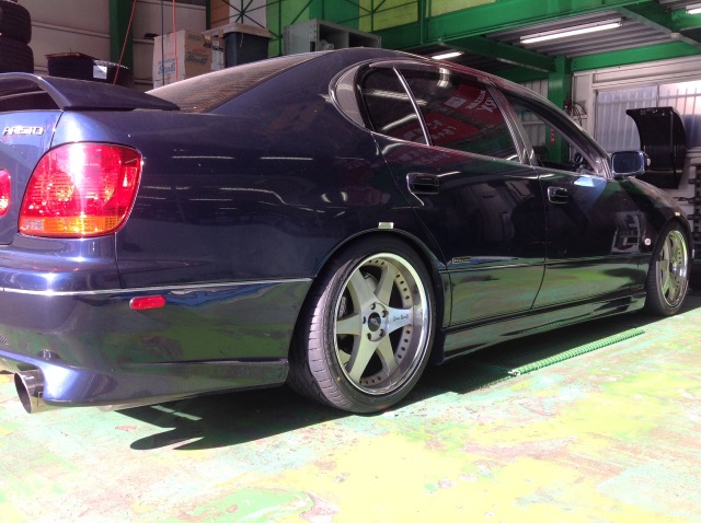 Jzs161 アリスト ポテンザs001交換 アライメント トヨタ アリスト サービス事例 タイヤ館 ジャパン宮前 神奈川県のタイヤ カー用品ショップ タイヤからはじまる トータルカーメンテナンス タイヤ館グループ