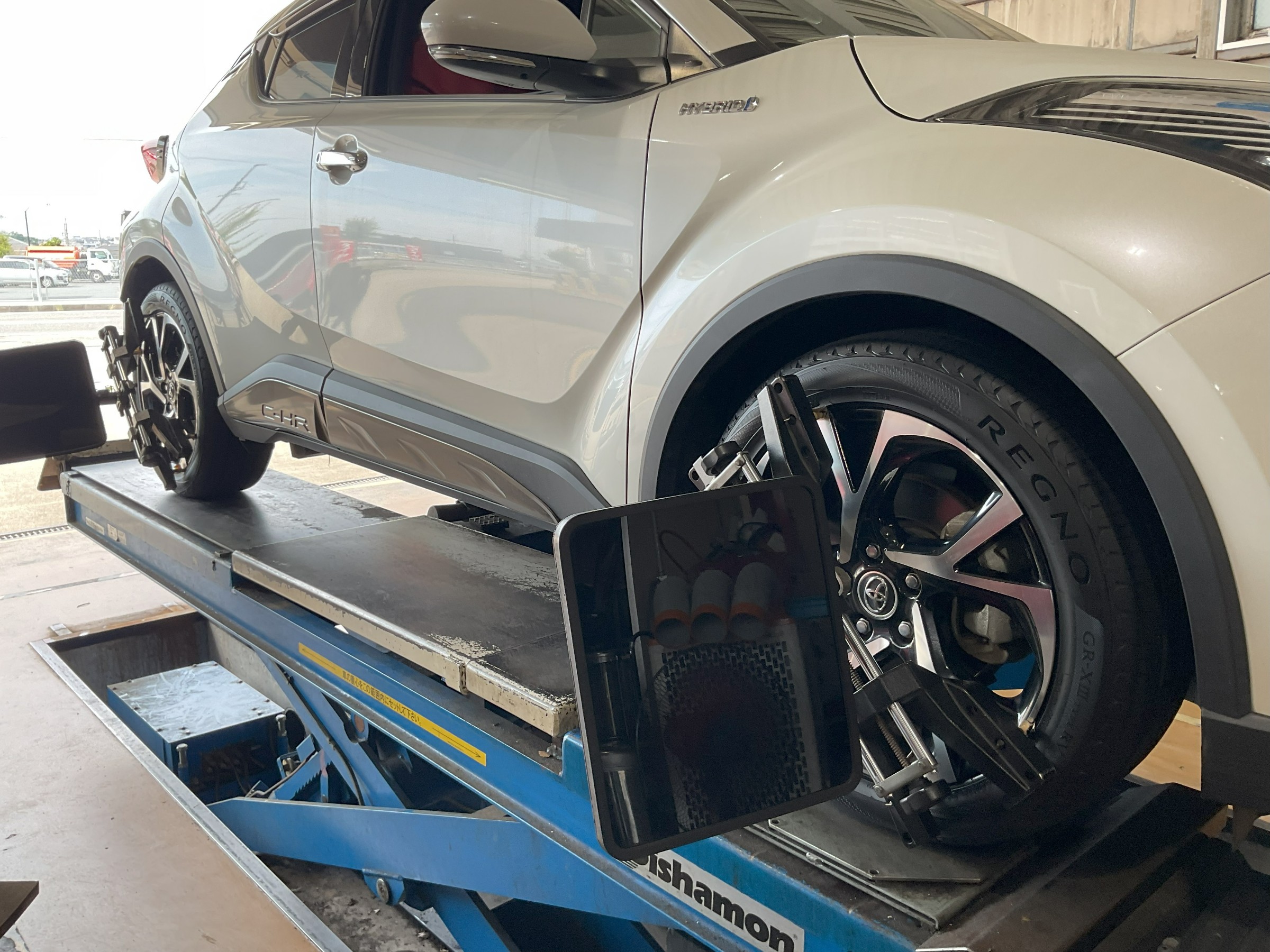 スタッフが撮影