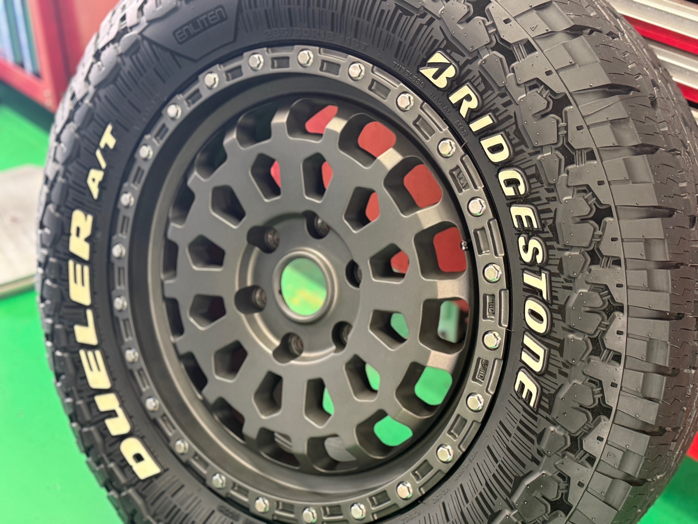 ブリヂストンオンラインストア限定モデル「デューラーA/T002