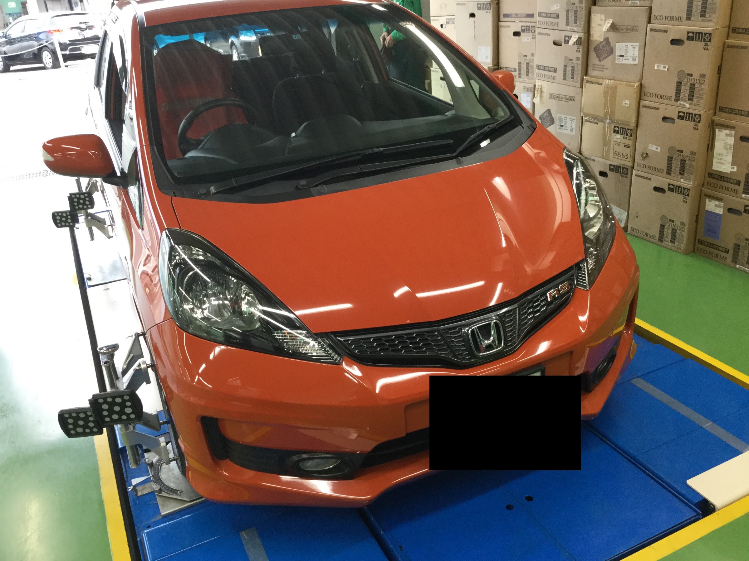 Fit Rs Ge8 タイヤサイズ変更とﾚｸﾞﾉ サービス事例 タイヤ館 湘南台 タイヤからはじまる トータルカーメンテナンス タイヤ 館グループ