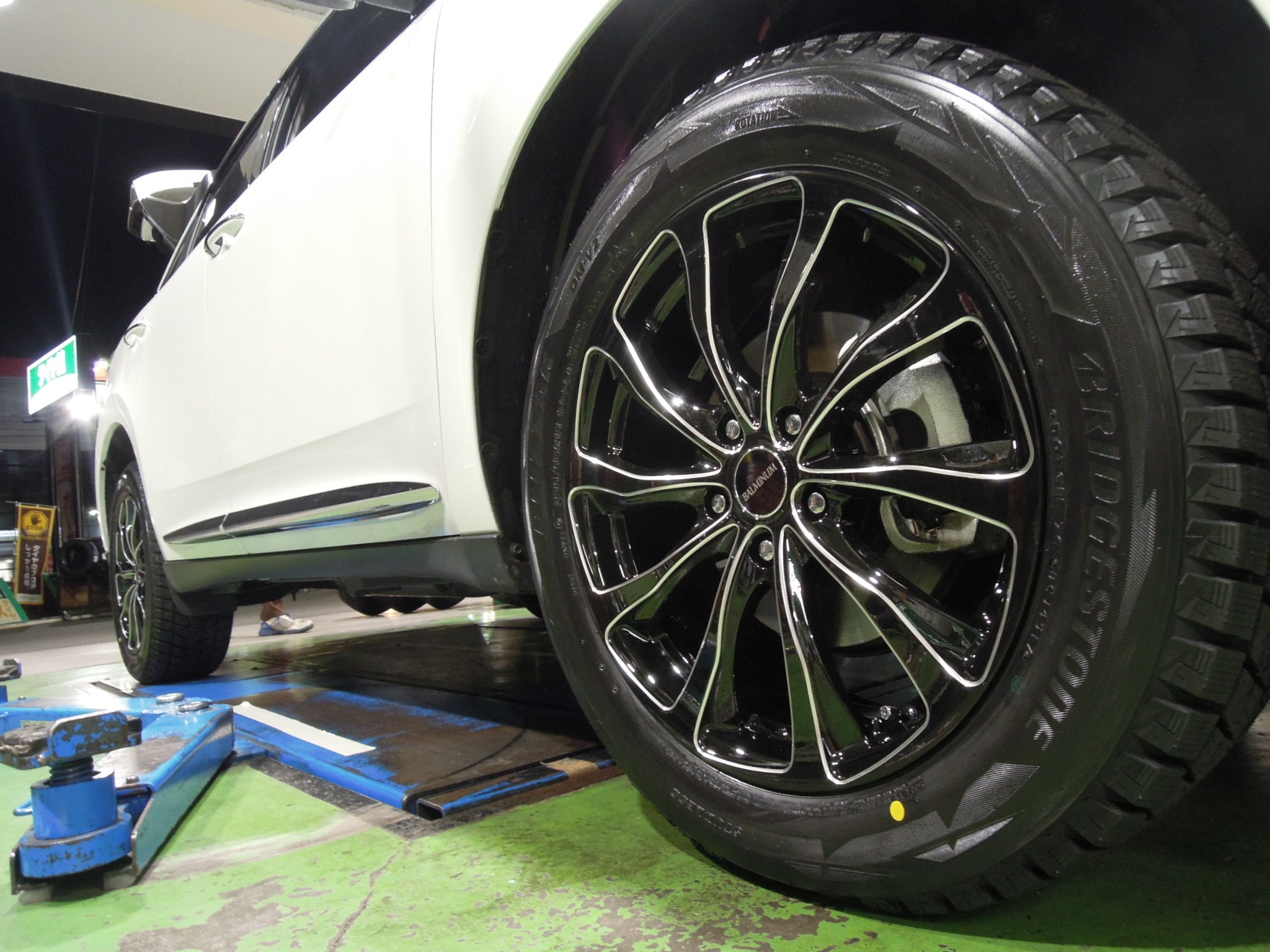 ハリアー × BALMINUM T10 | 店舗おススメ情報 | タイヤ館 安曇（長野県）