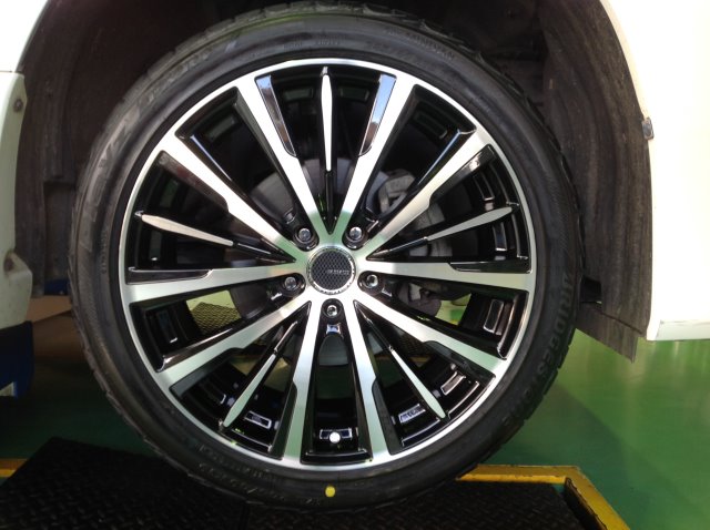 ヴェルファイア アルミセット | 店舗おススメ情報 | タイヤ館 綾瀬