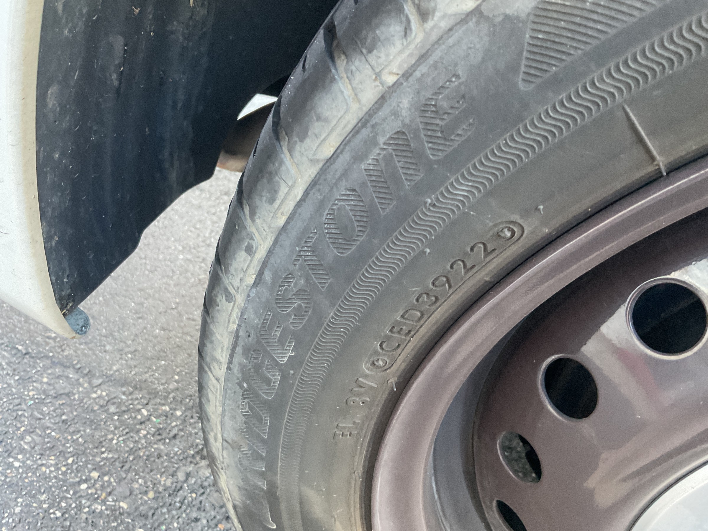 タイヤ交換　タイヤ館三原