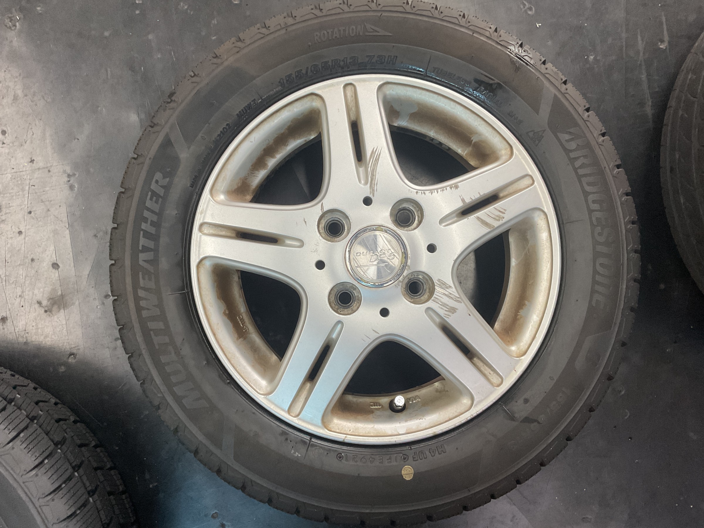 タイヤ交換　タイヤ館三原